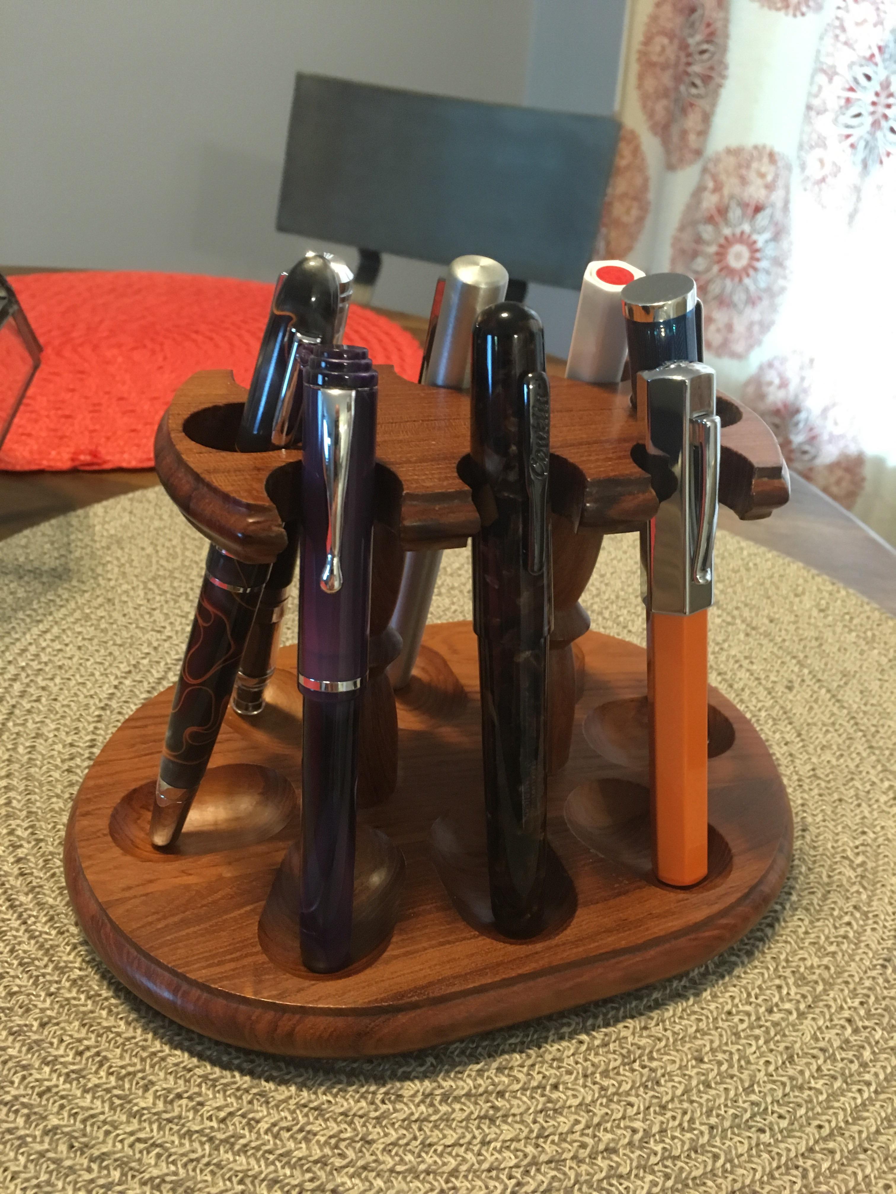 So vintage pipe stands make a great pen display r/fountainpens