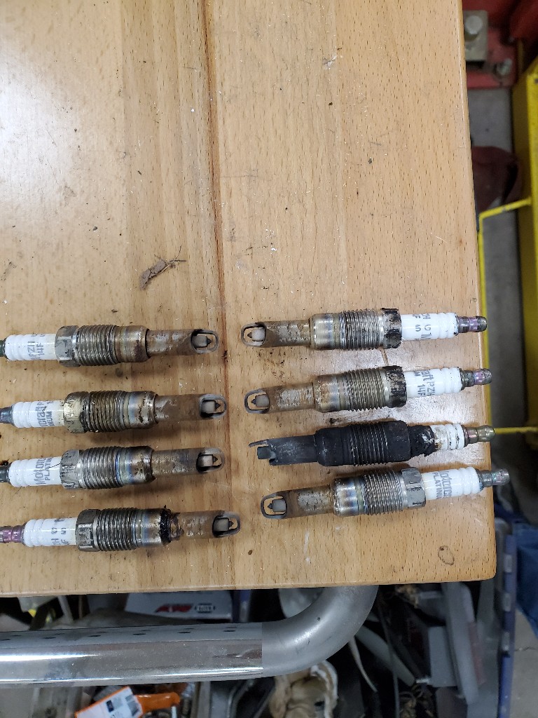 Autozone said it has a P0306 code; so I replaced the coil like they