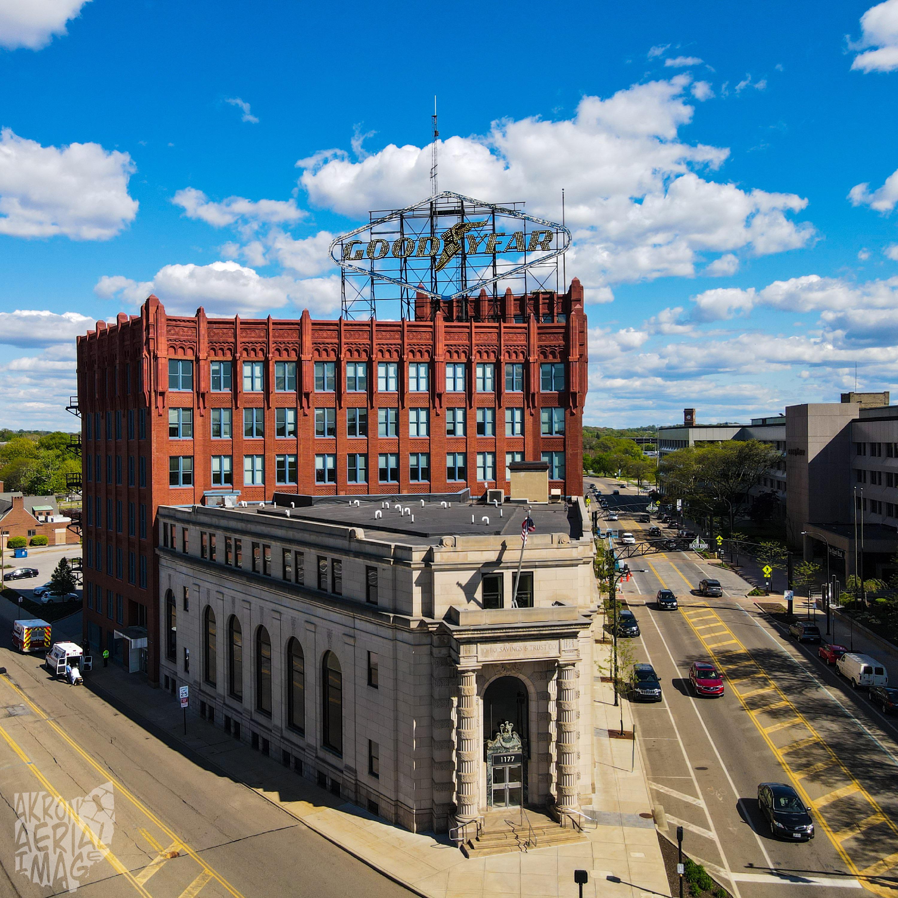 One of my favorite buildings in Akron r/akron