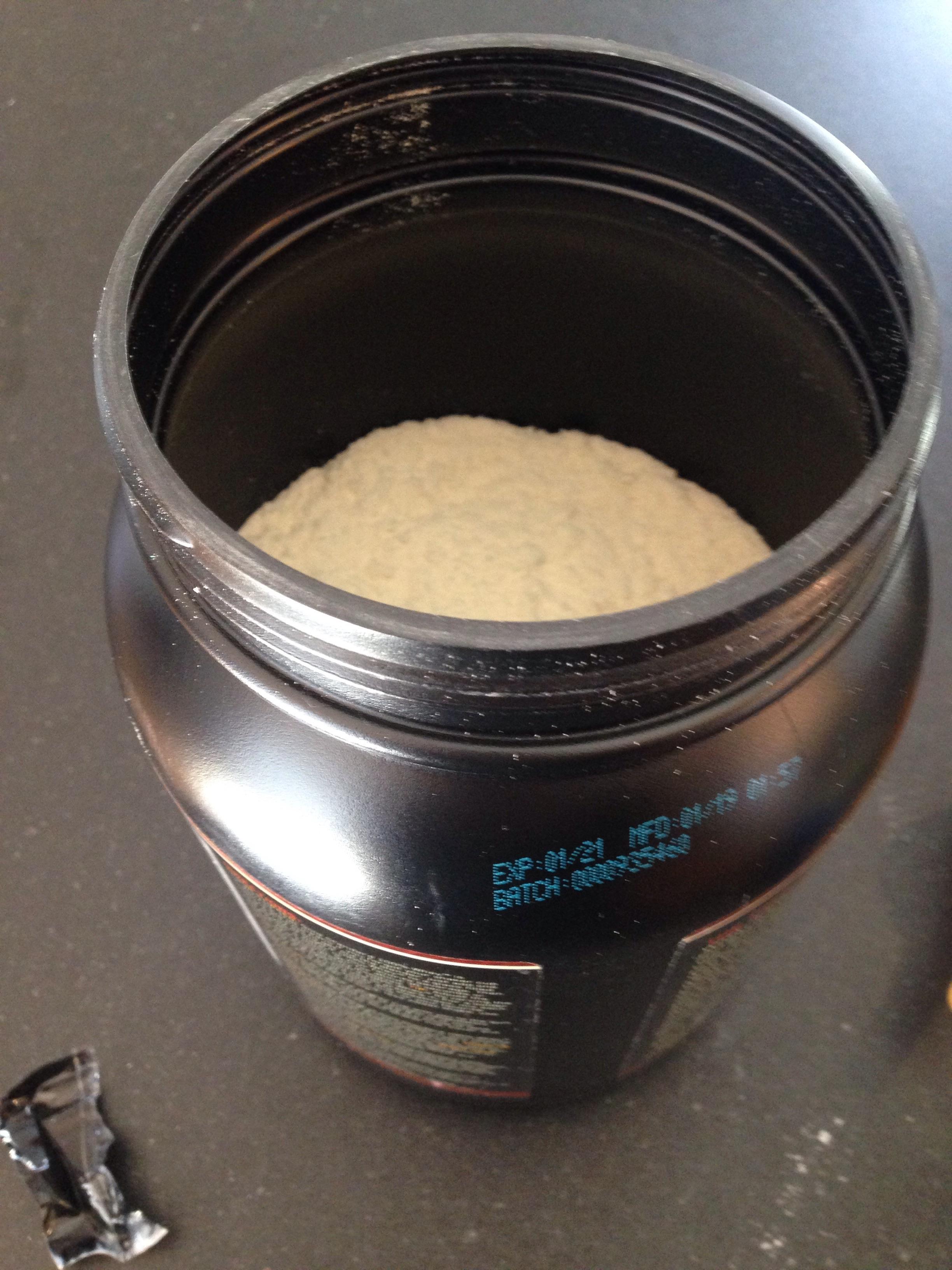 Brand new protein powder, not even filled half whey r/assholedesign