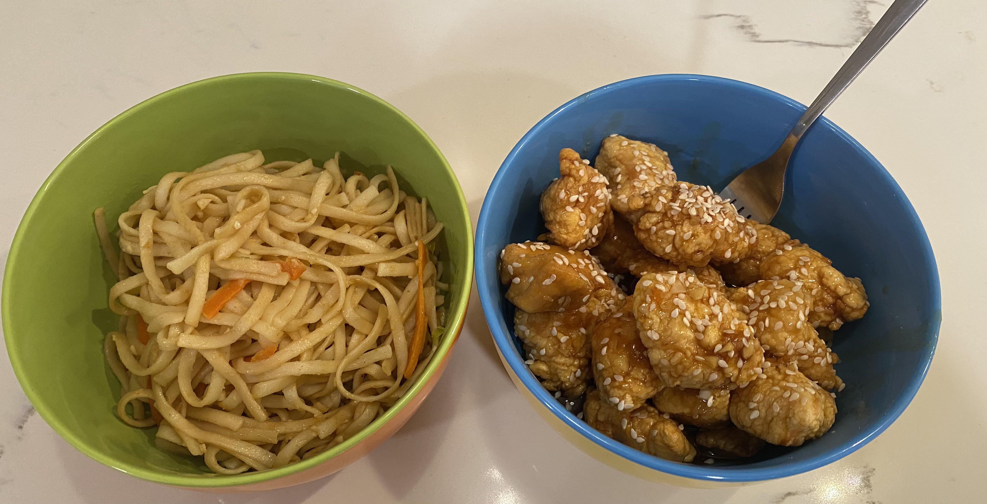 [Homemade] Copycat Panda Express orange chicken and chow mein. r/food