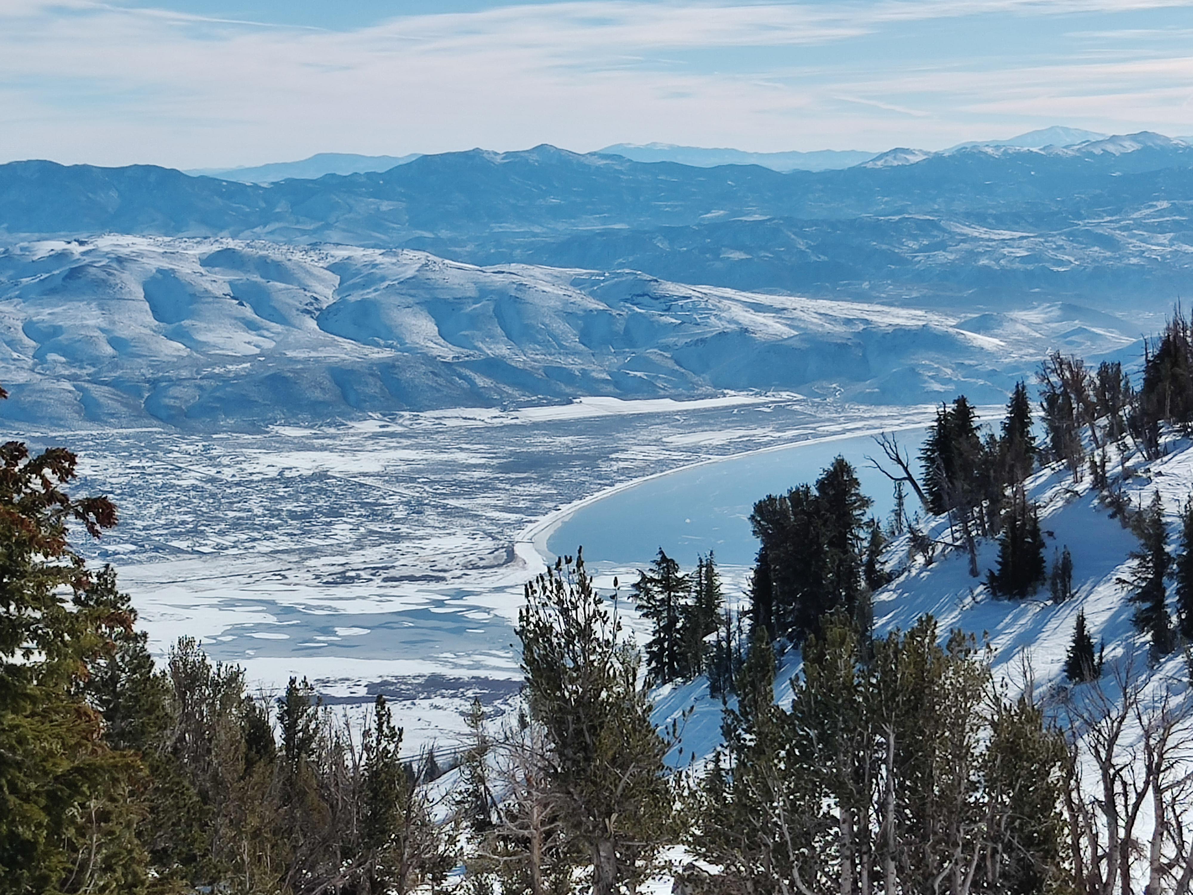 View from Mt. Rose, Nevada [OC] [4000x3000] r/EarthPorn