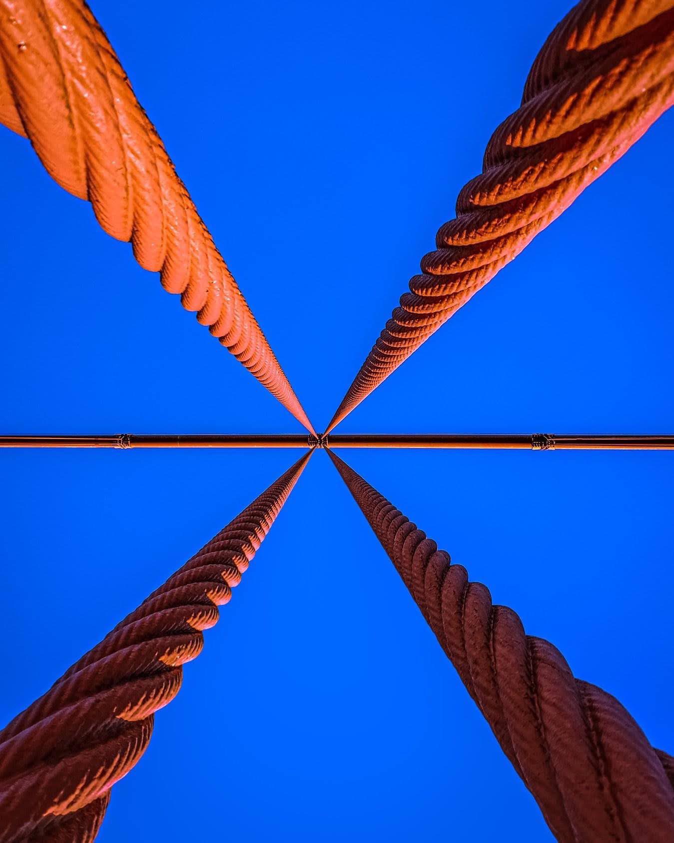 Looking up at the Golden Gate Cables [Frickin' Interesting] r/Frickin