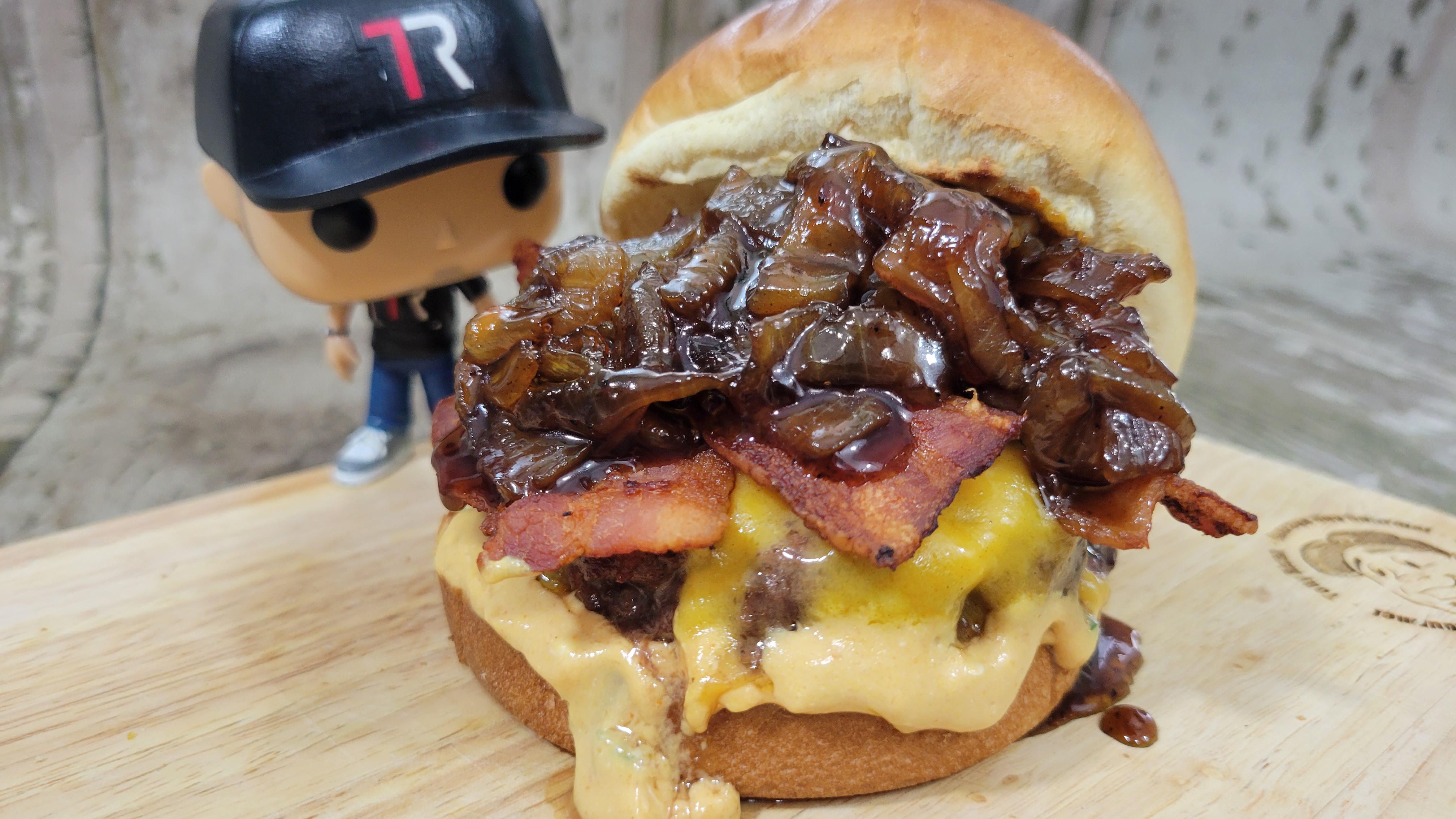 I made a Sweet Onion Bacon Burger tpnight r/burgers