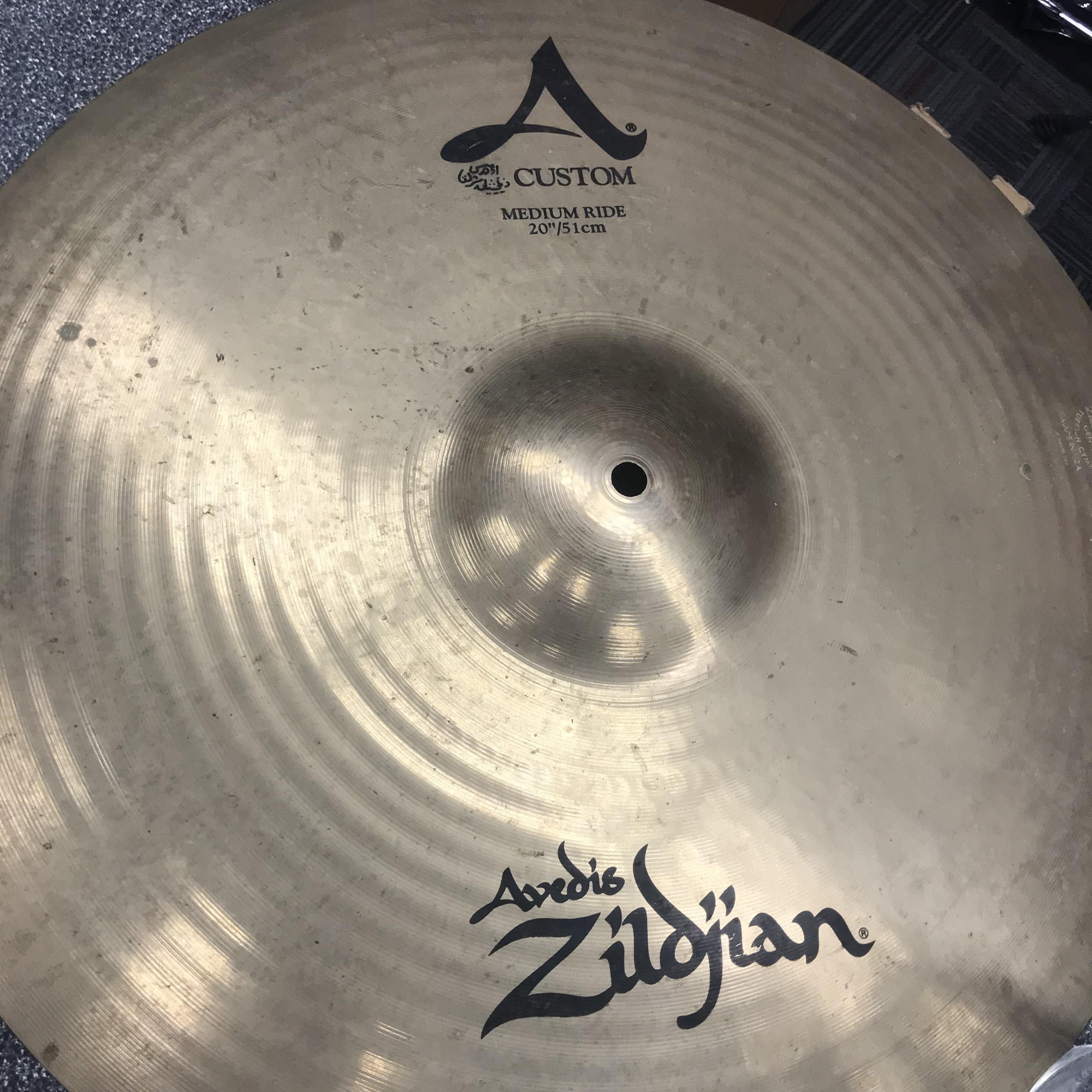 I bought this zildjian A custom ride for a pretty good price and it