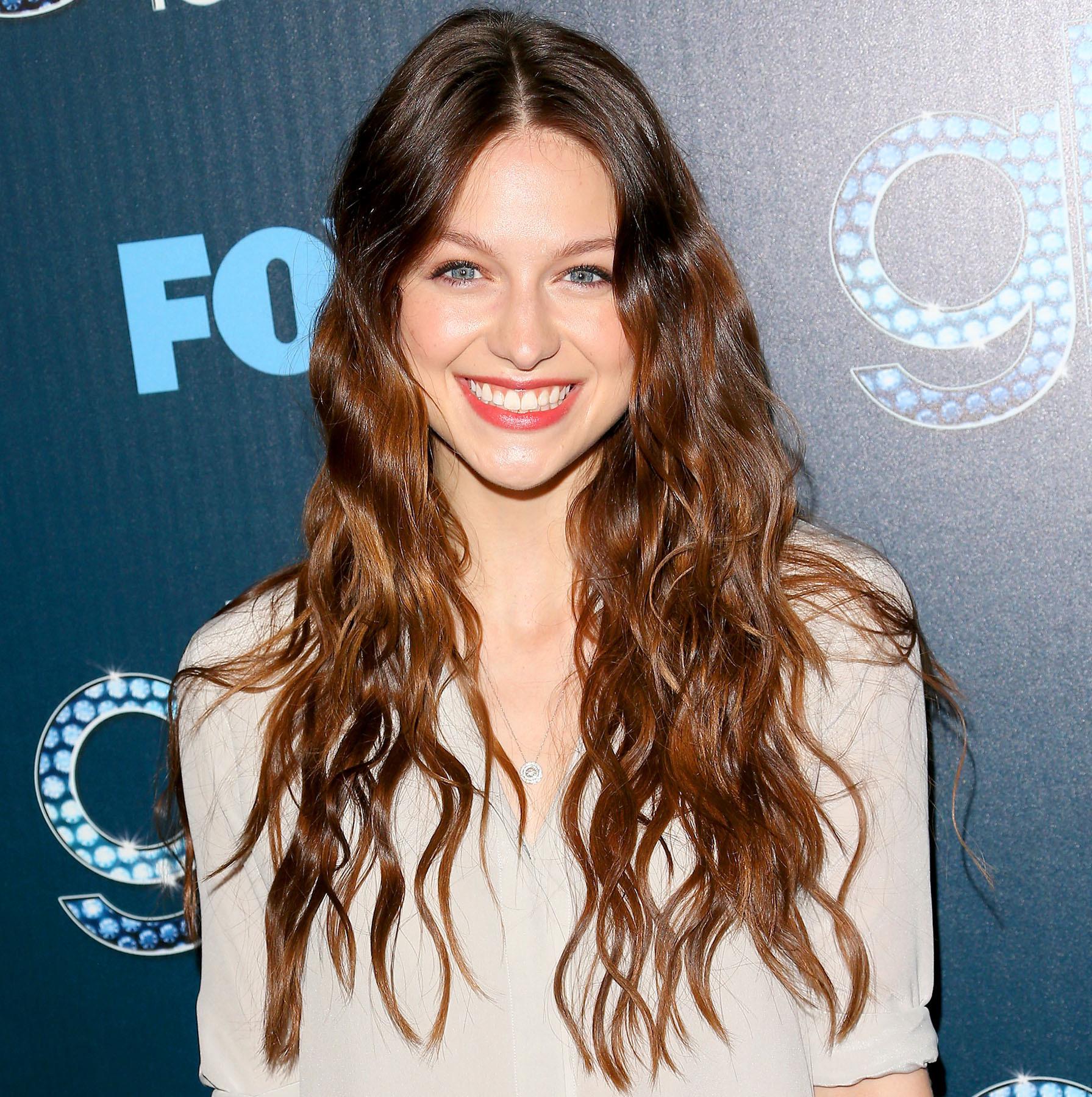 Brunette babe : MelissaBenoist