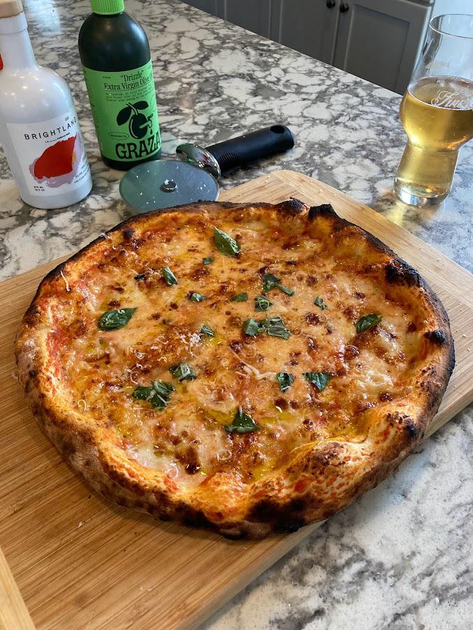 Cheesy. Oily. Tasty! r/Pizza