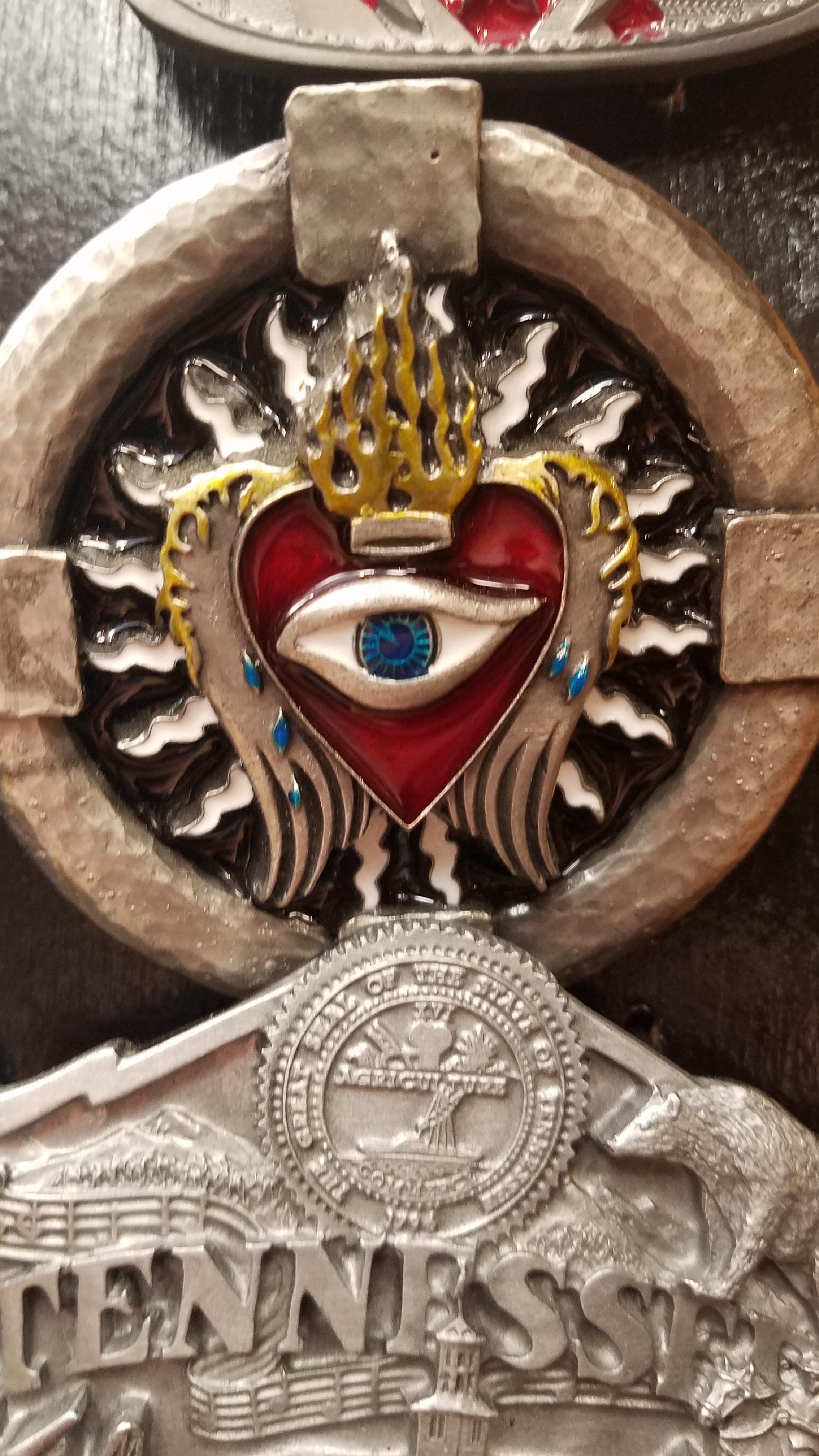 Some Masonic symbol? whatisthisthing