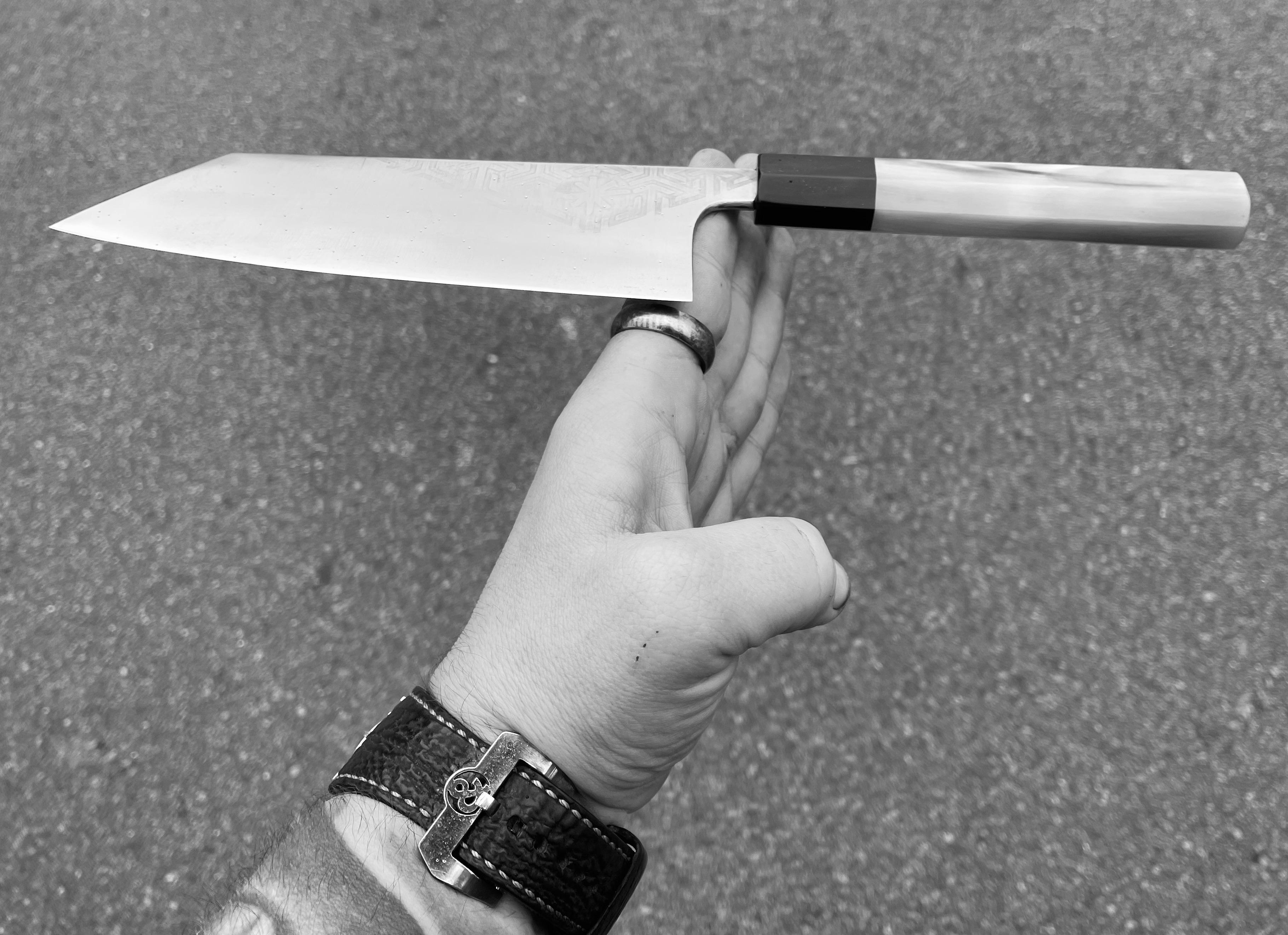 More pictures and stats of the tall bunka y’all liked. Link in comments