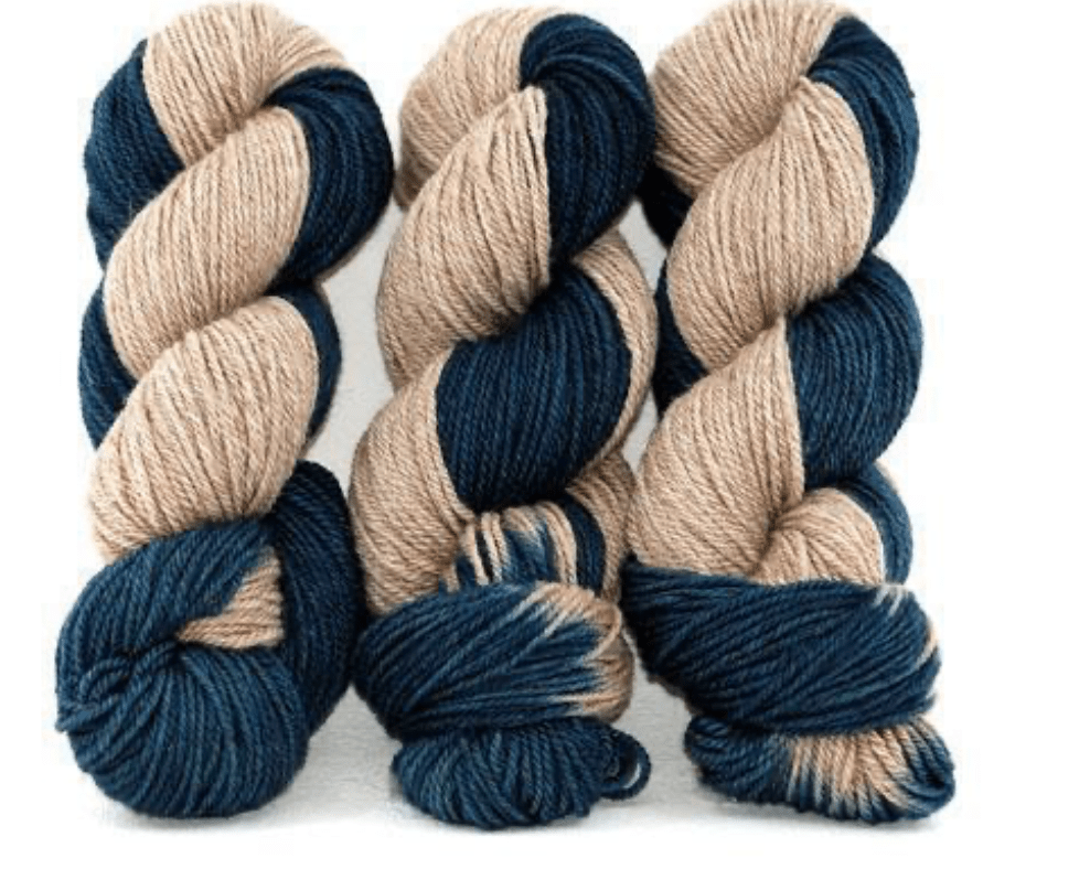 Anyone know how this yarn knits up? Details in comments r/Yarn