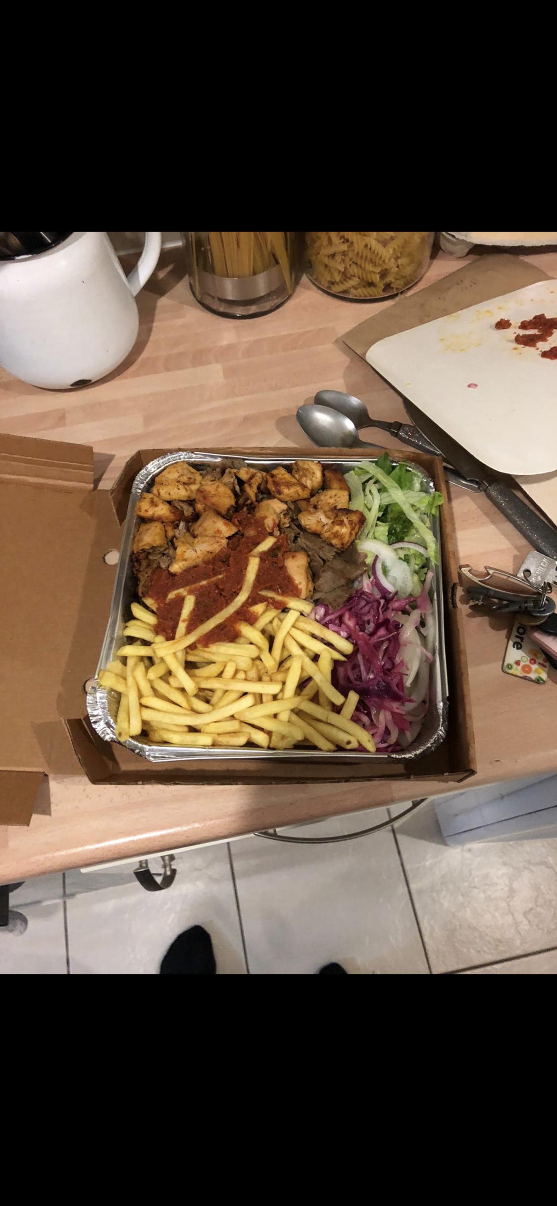 Mixed kebab so massive in comes in a pizza box. Norwich, UK. r/Doner