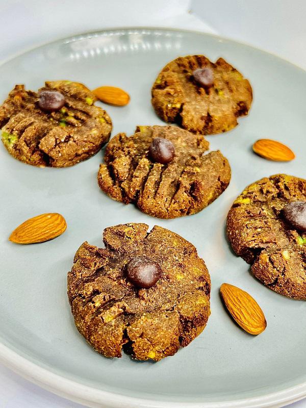 Healthy Chocolate Avocado Cookies r/Veganforbeginners