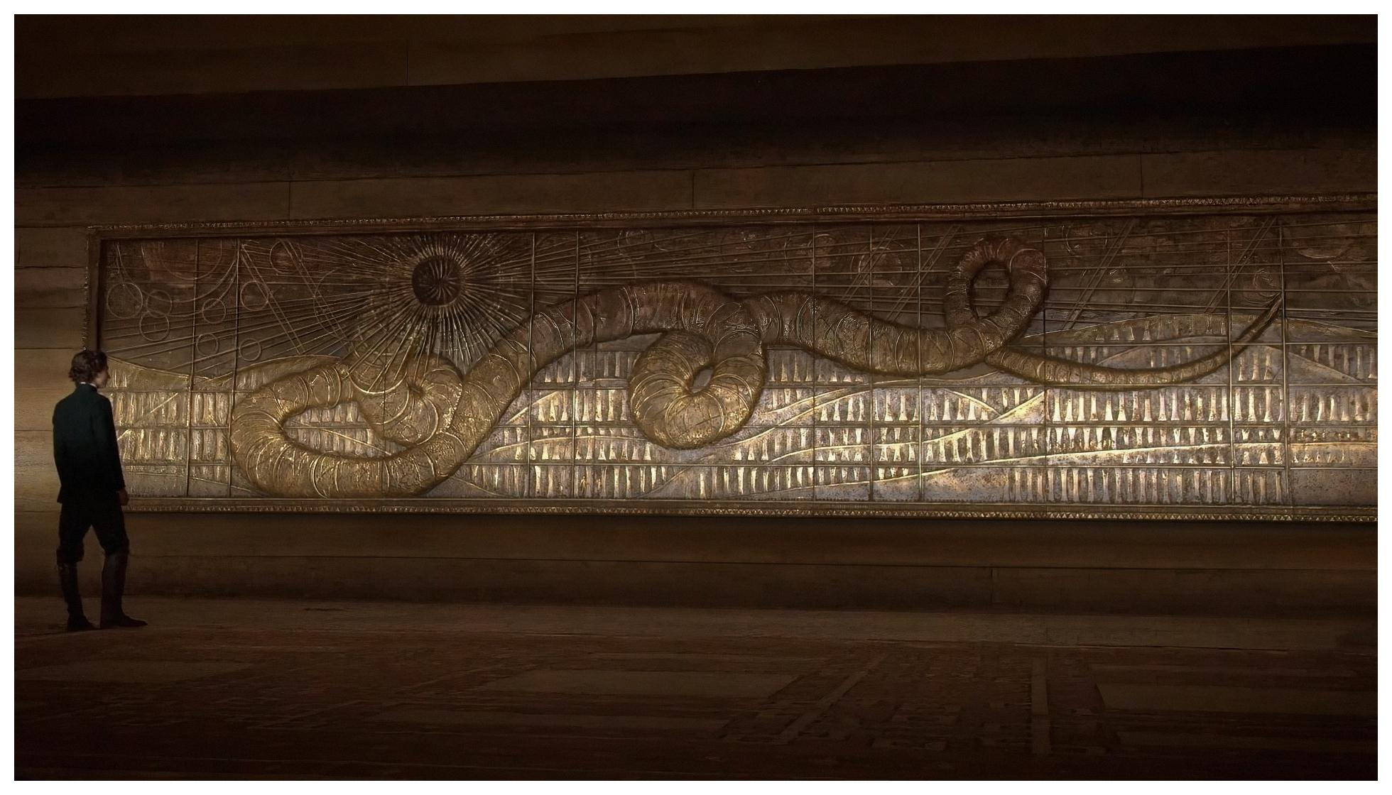 A nice look at the magnificence of the sandworm basrelief wall