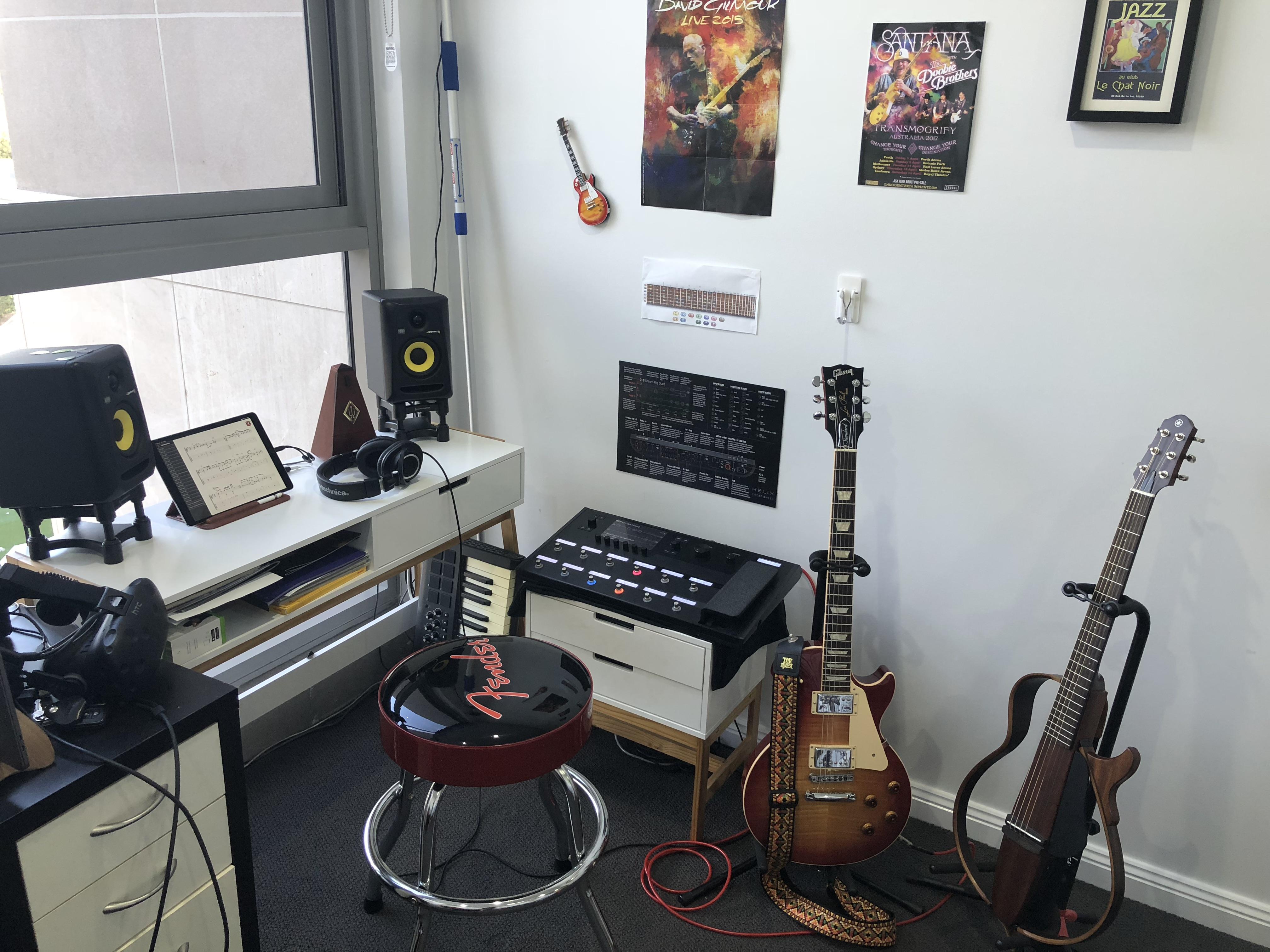 Upgraded Bedroom Studio r/guitars