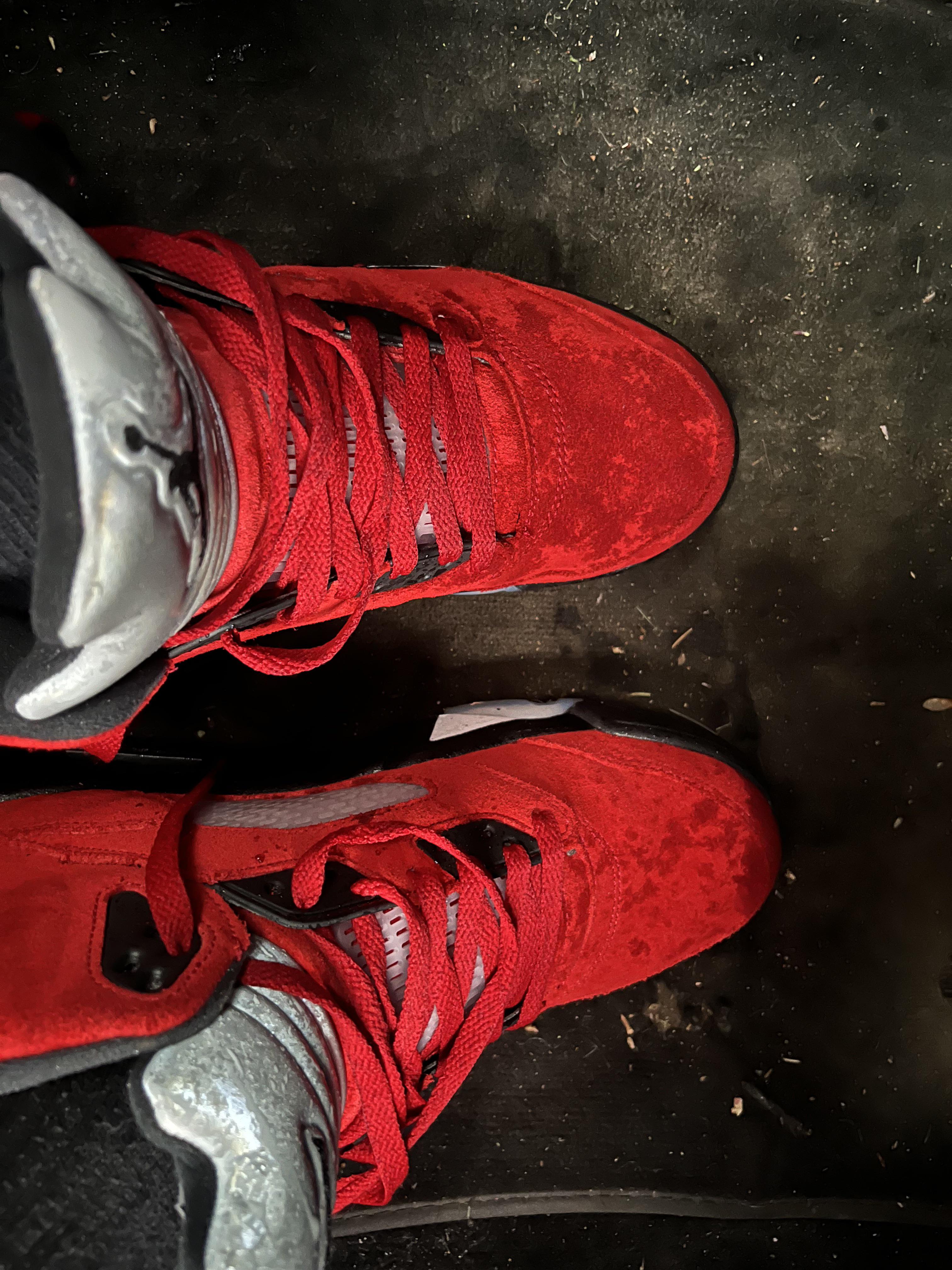 Just got caught on the rain😭😭😭 is the suede on these ruined now??? r/Sneakers