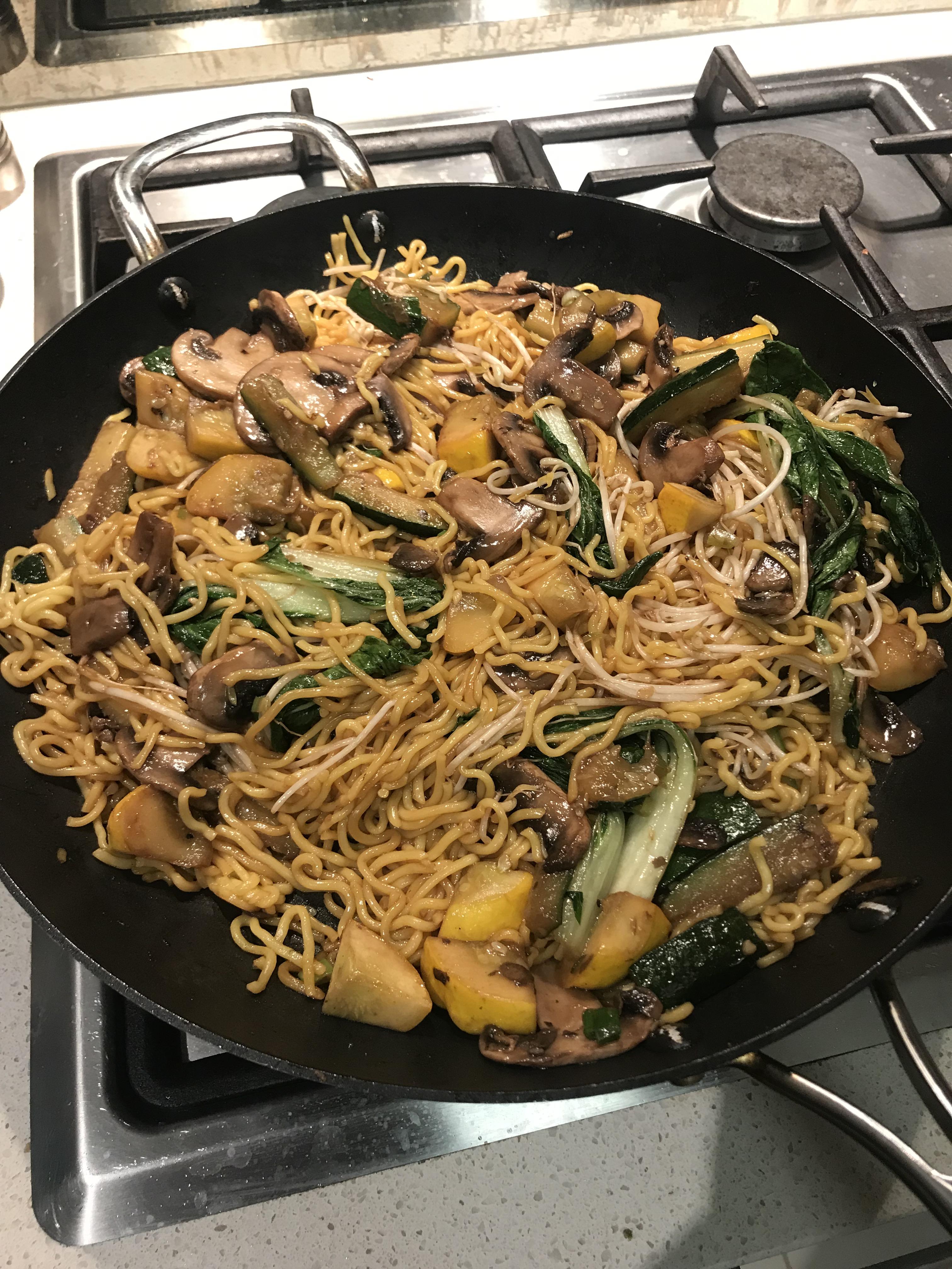 Hokkien stir fry noodles with bok choy, mushies, yellow squash, and
