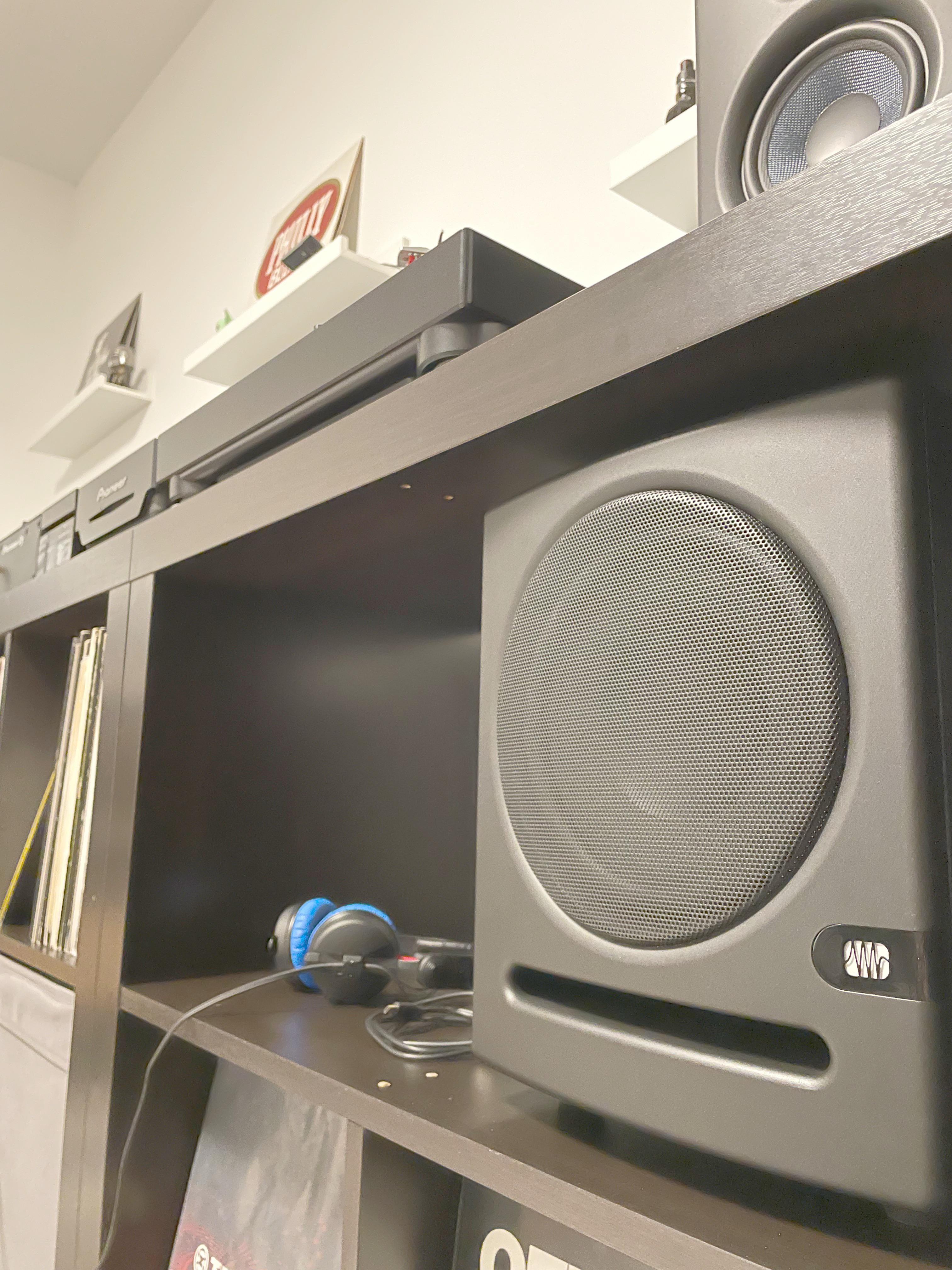 Presonus Eris Sub 8 sounds great with my DJ Equipment and the Eris