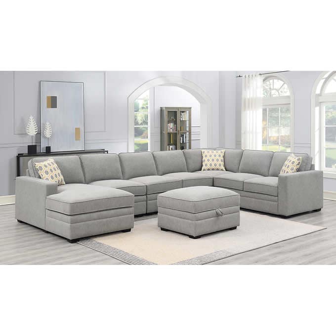 Thinking about buying this couch.. anyone have experience with it they