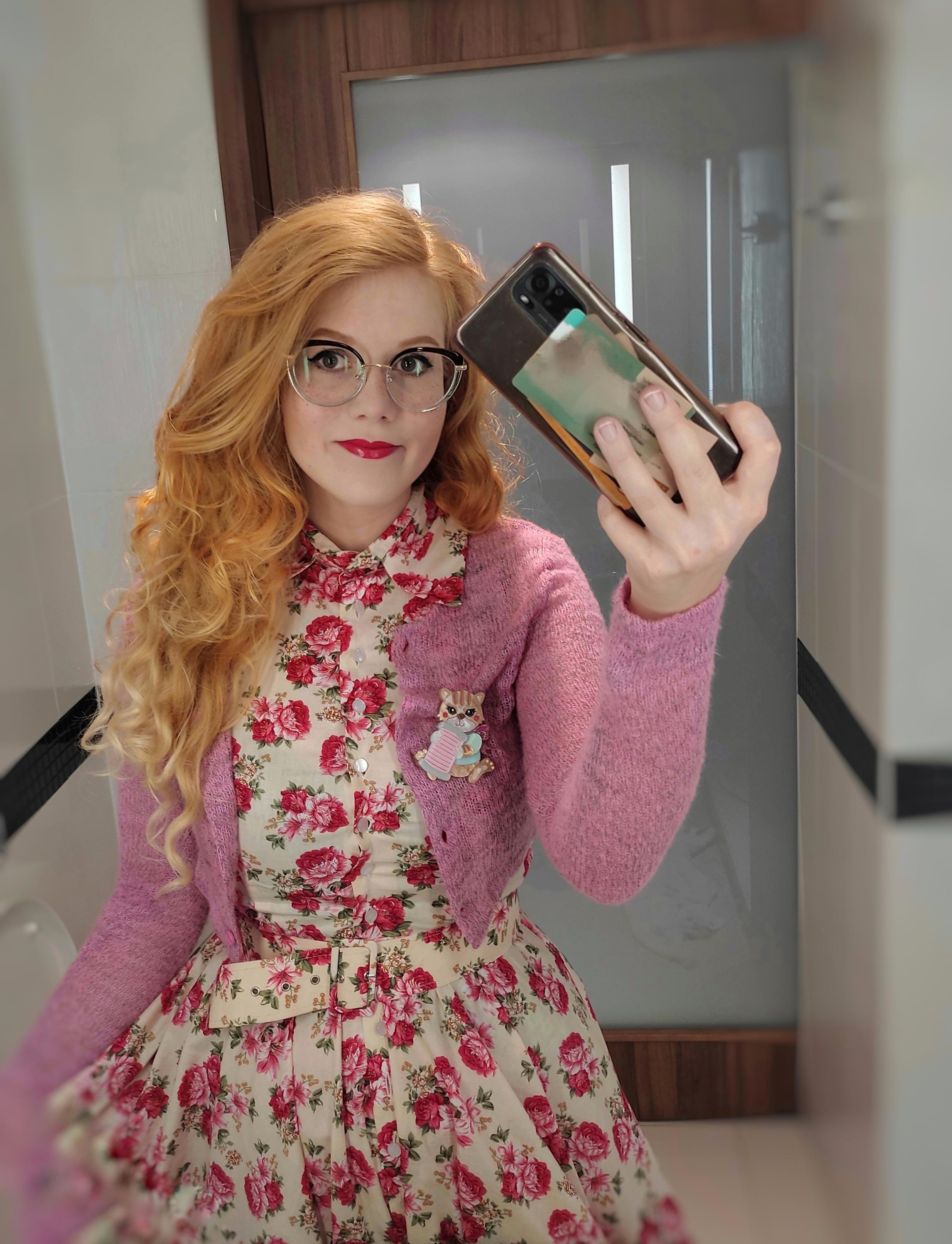 58 best u/foxmutt images on Pholder | SFW Redheads, Redhead Beauties and Oldhagfashion