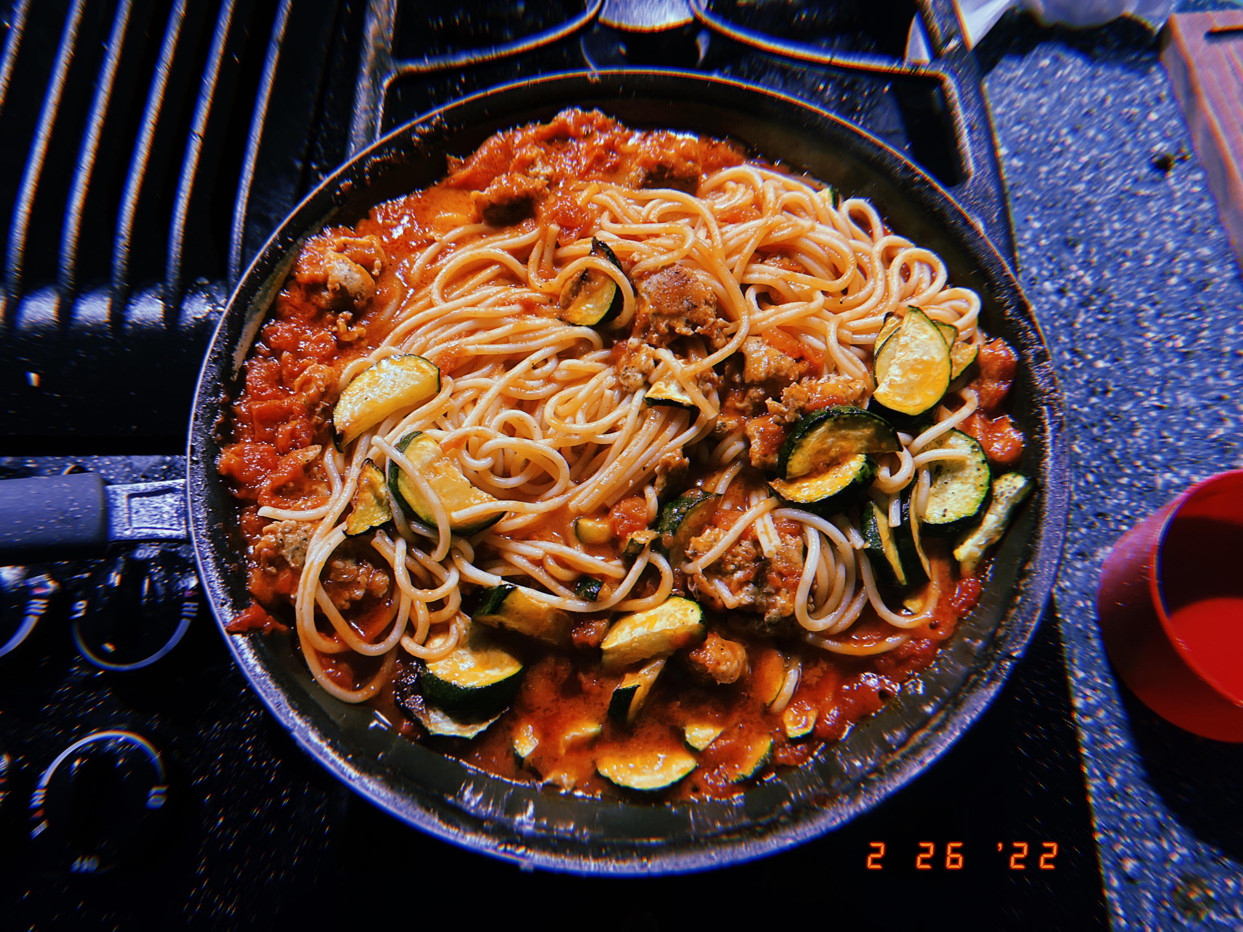 chicken sausage spaghetti bolognese!! hellofresh
