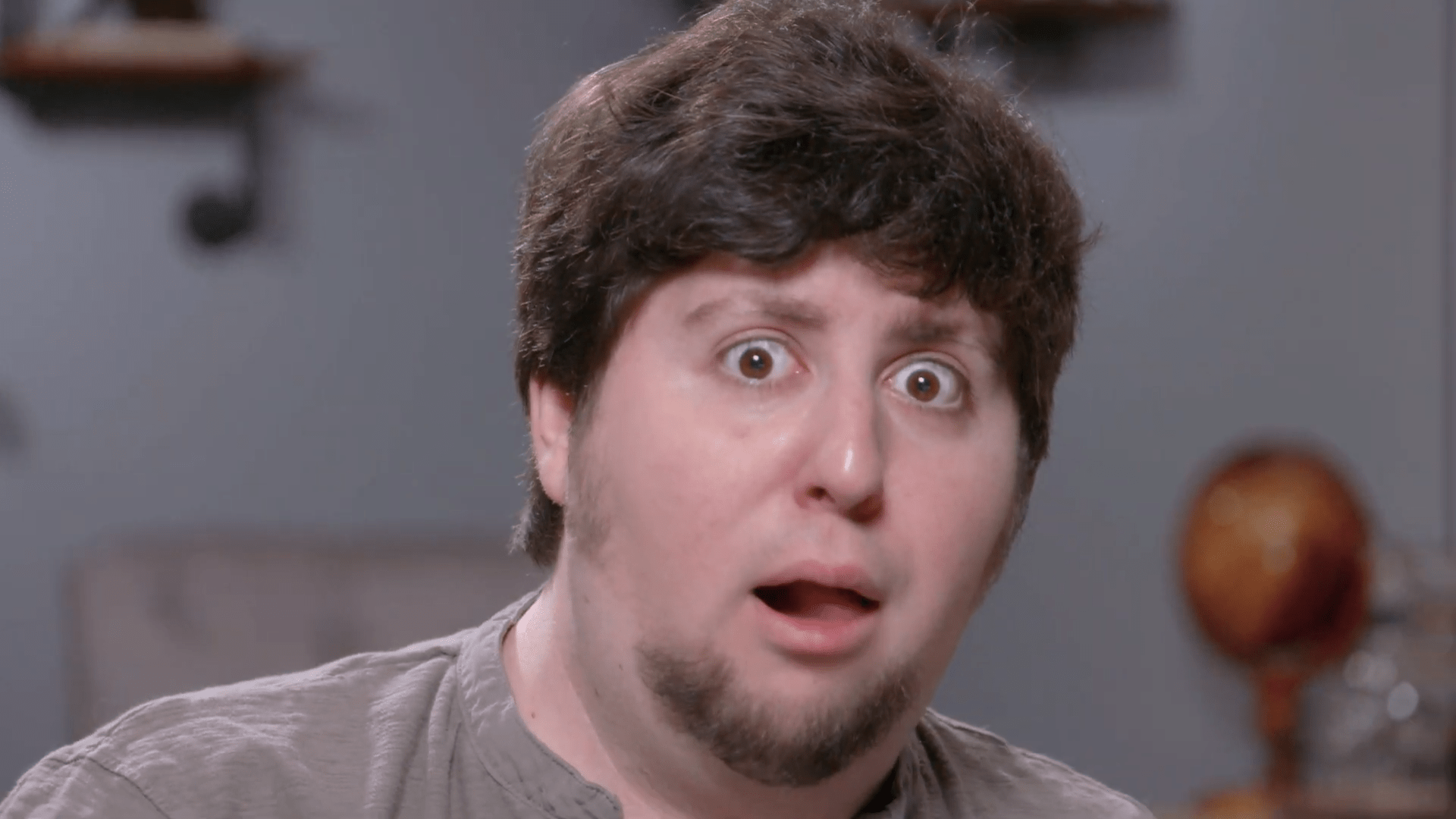Me when a new video goes up in under a year r/JonTron