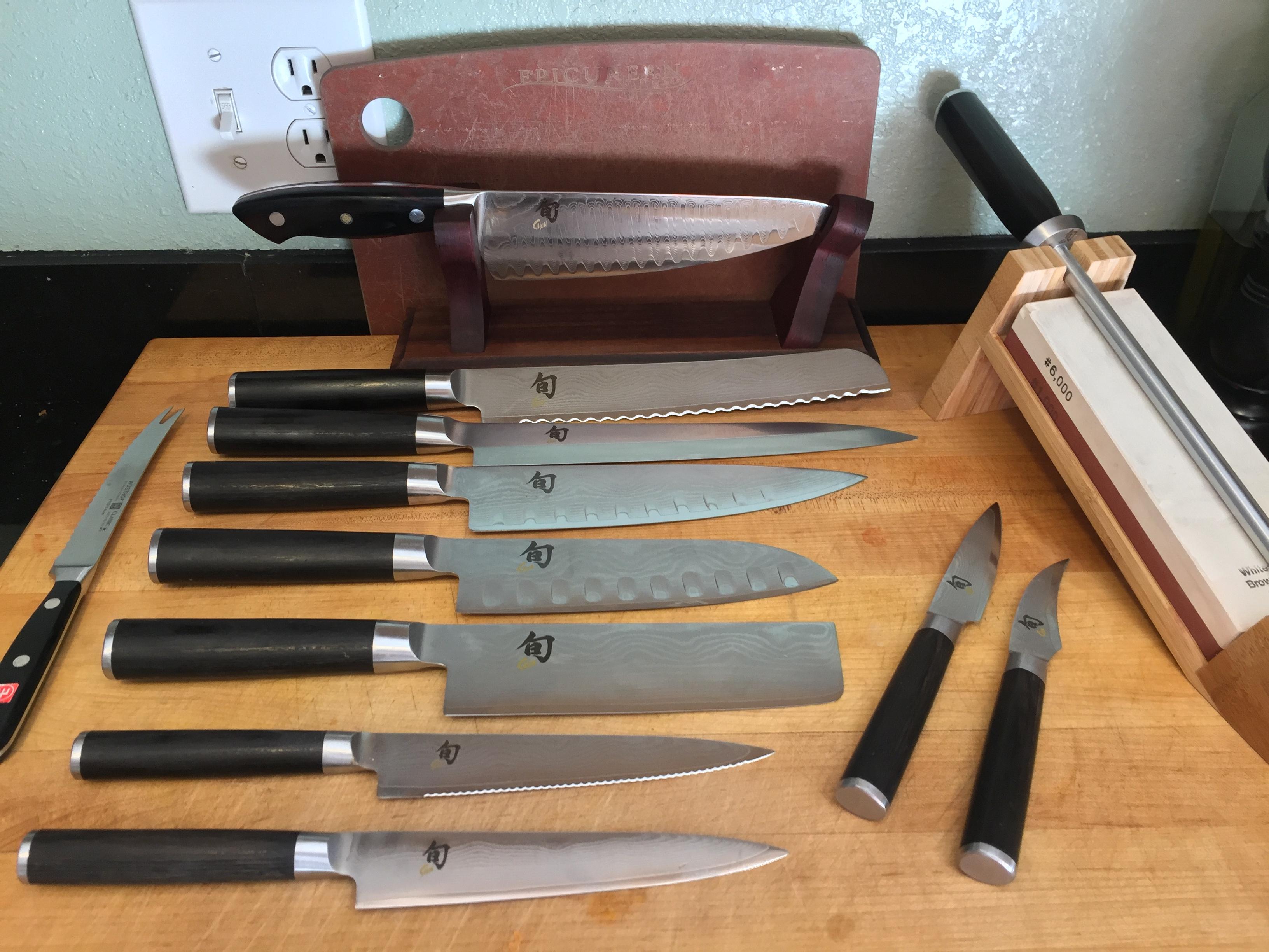 Who says you only need one kitchen knife? r/knives