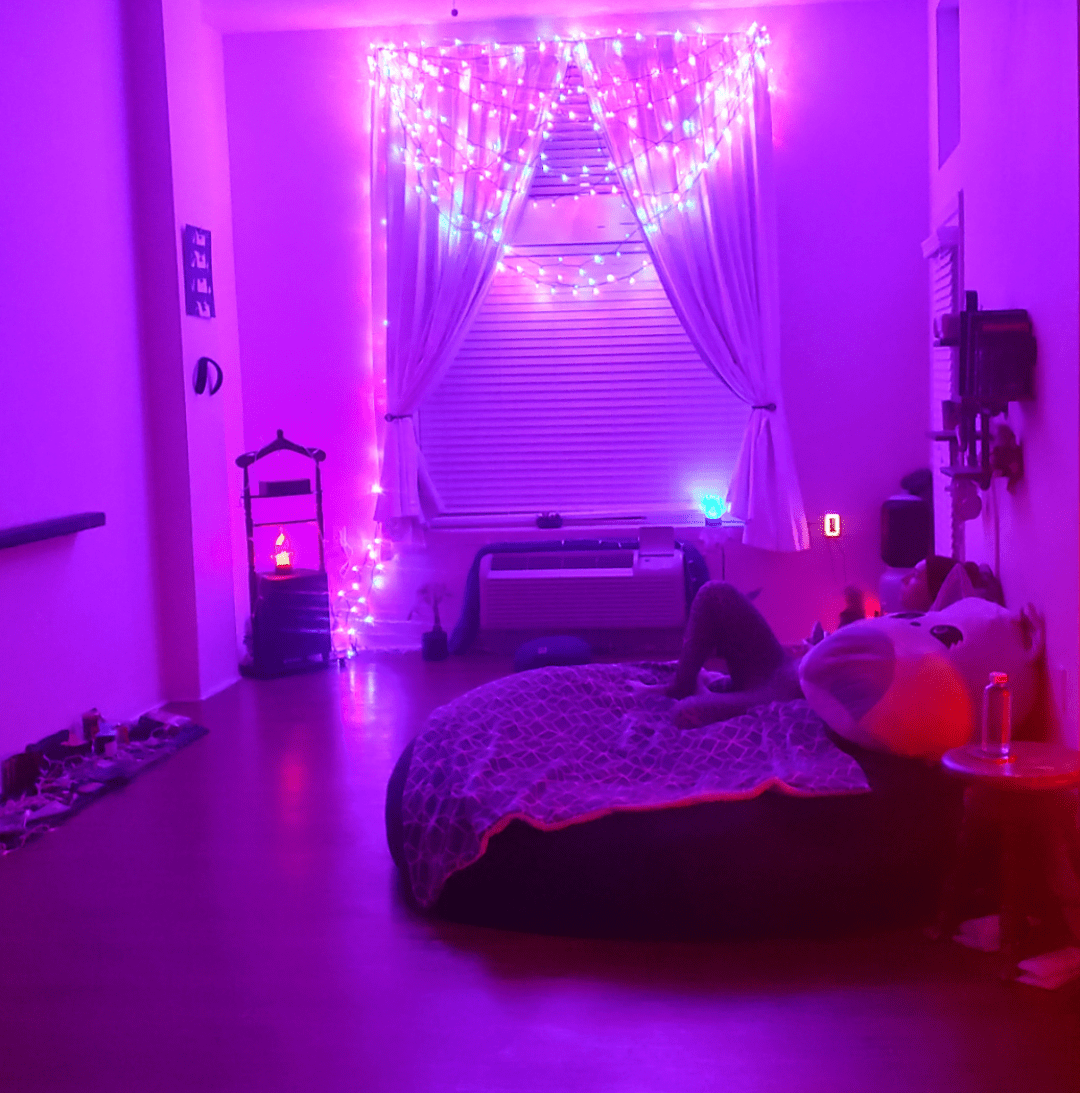 Chillin' in the Chill Sack r/TripCaves