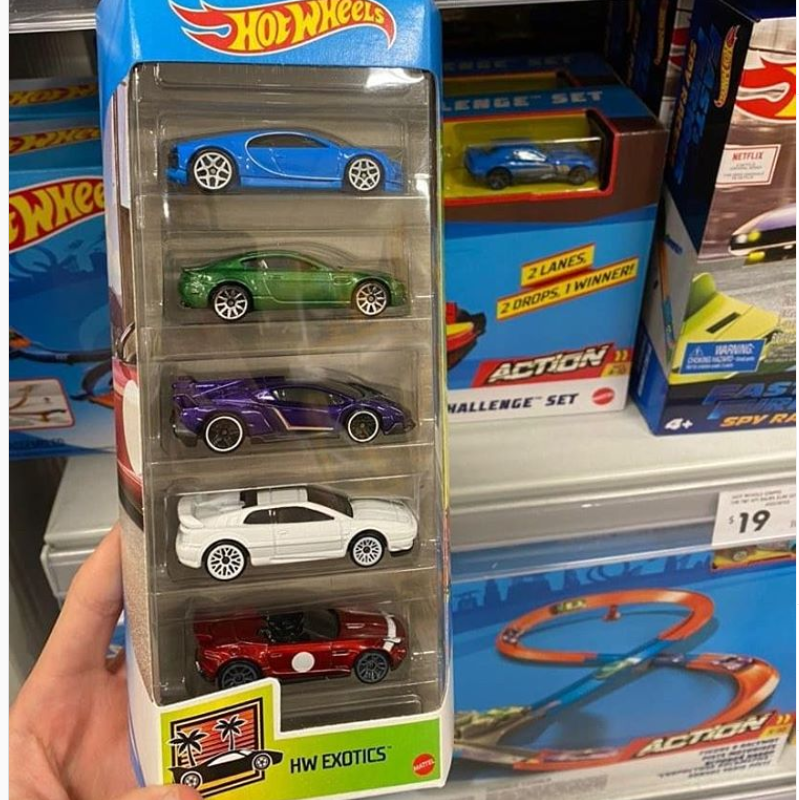 New Hot Wheels exotics Pack 2021 (Pic credit: @funkystyle888 and @jt