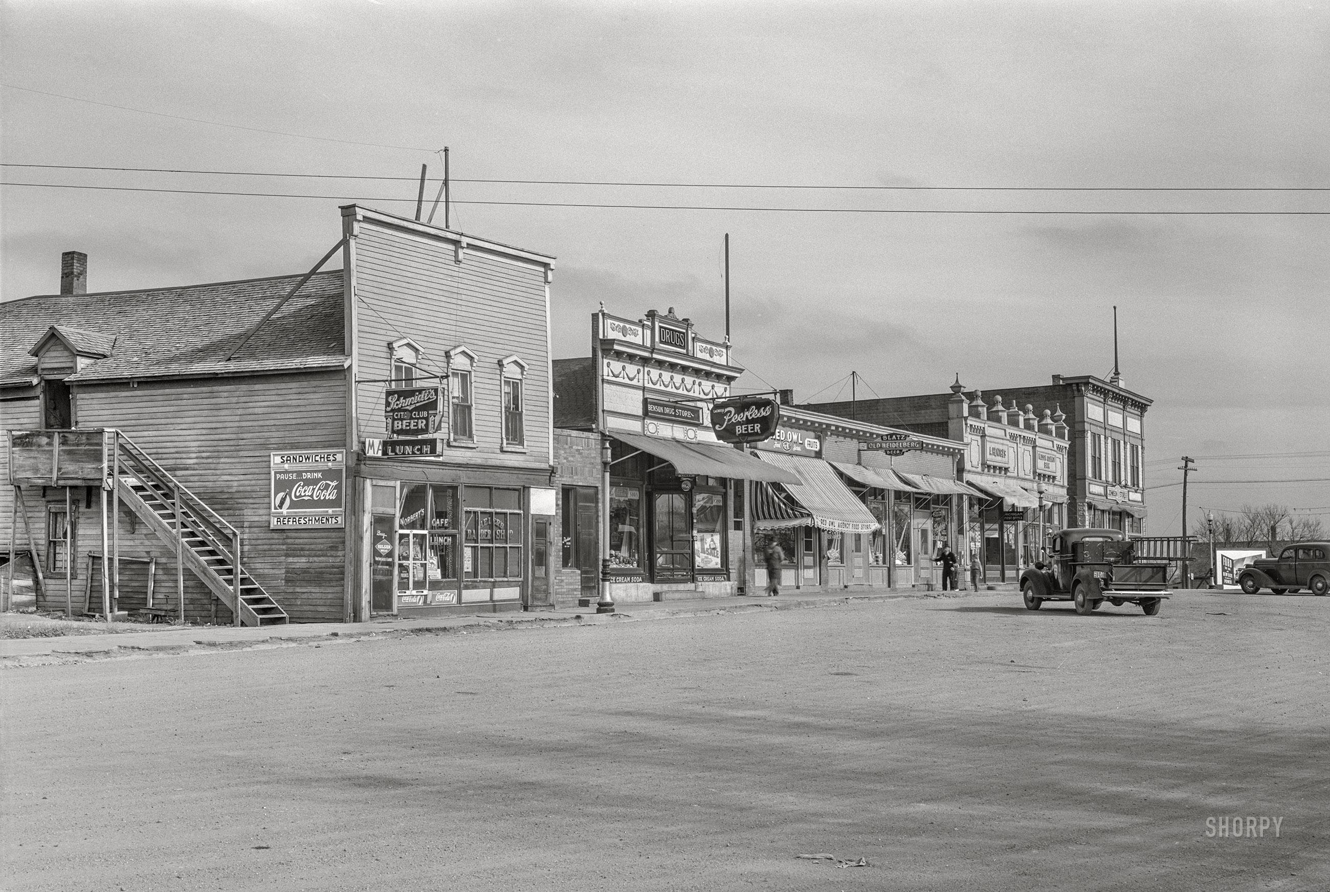 Main street in Michigan, North Dakota. Photo by Russell Lee October