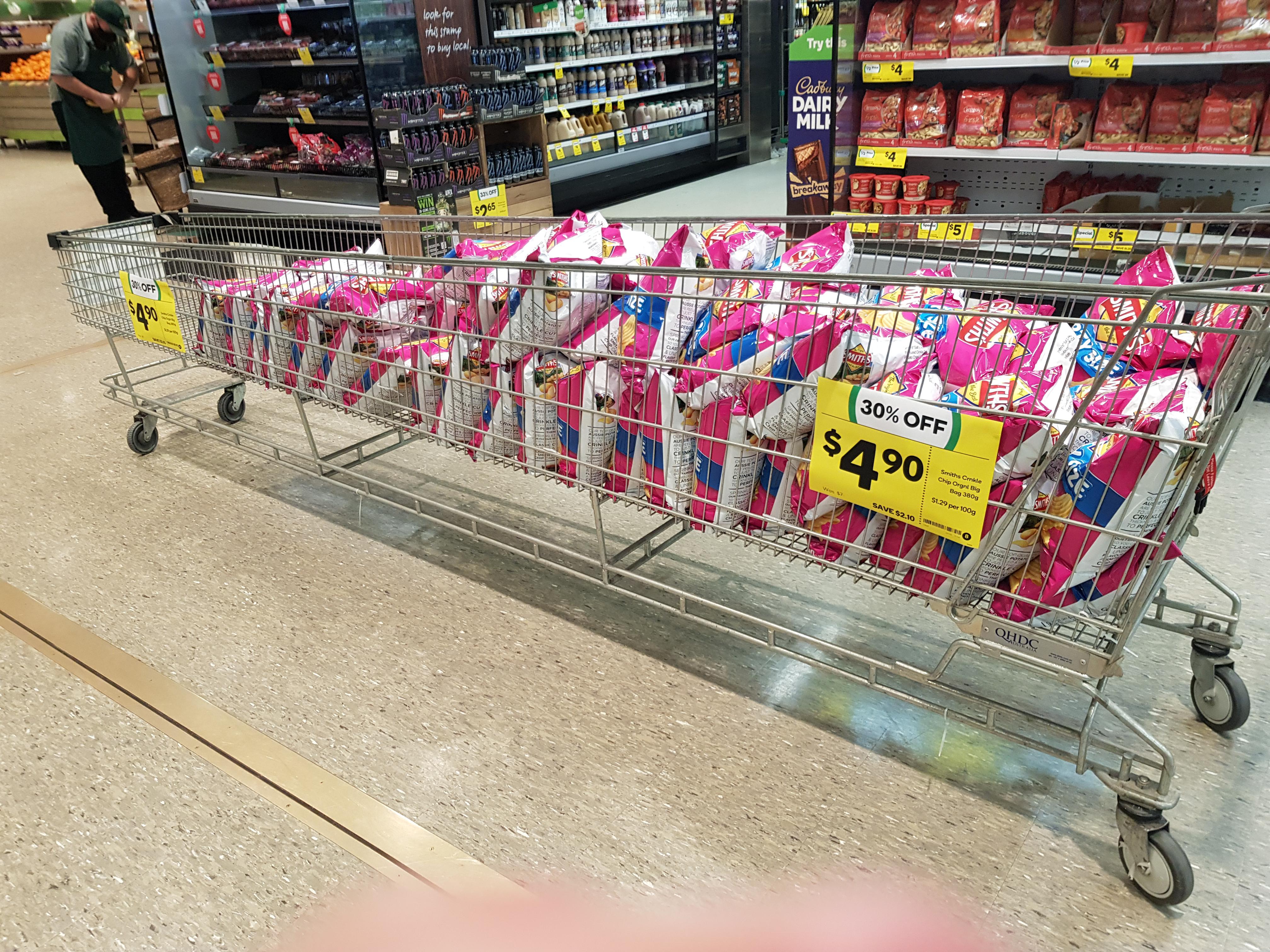 Long shopping cart r/walmart