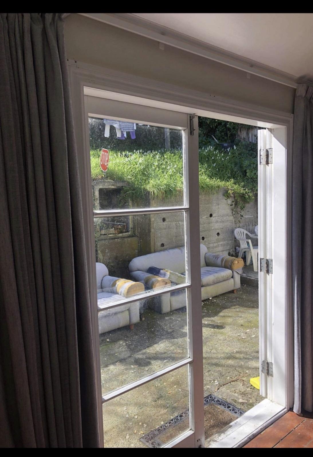 Seen on TradeMe today. Rent is 720 btw r/Wellington