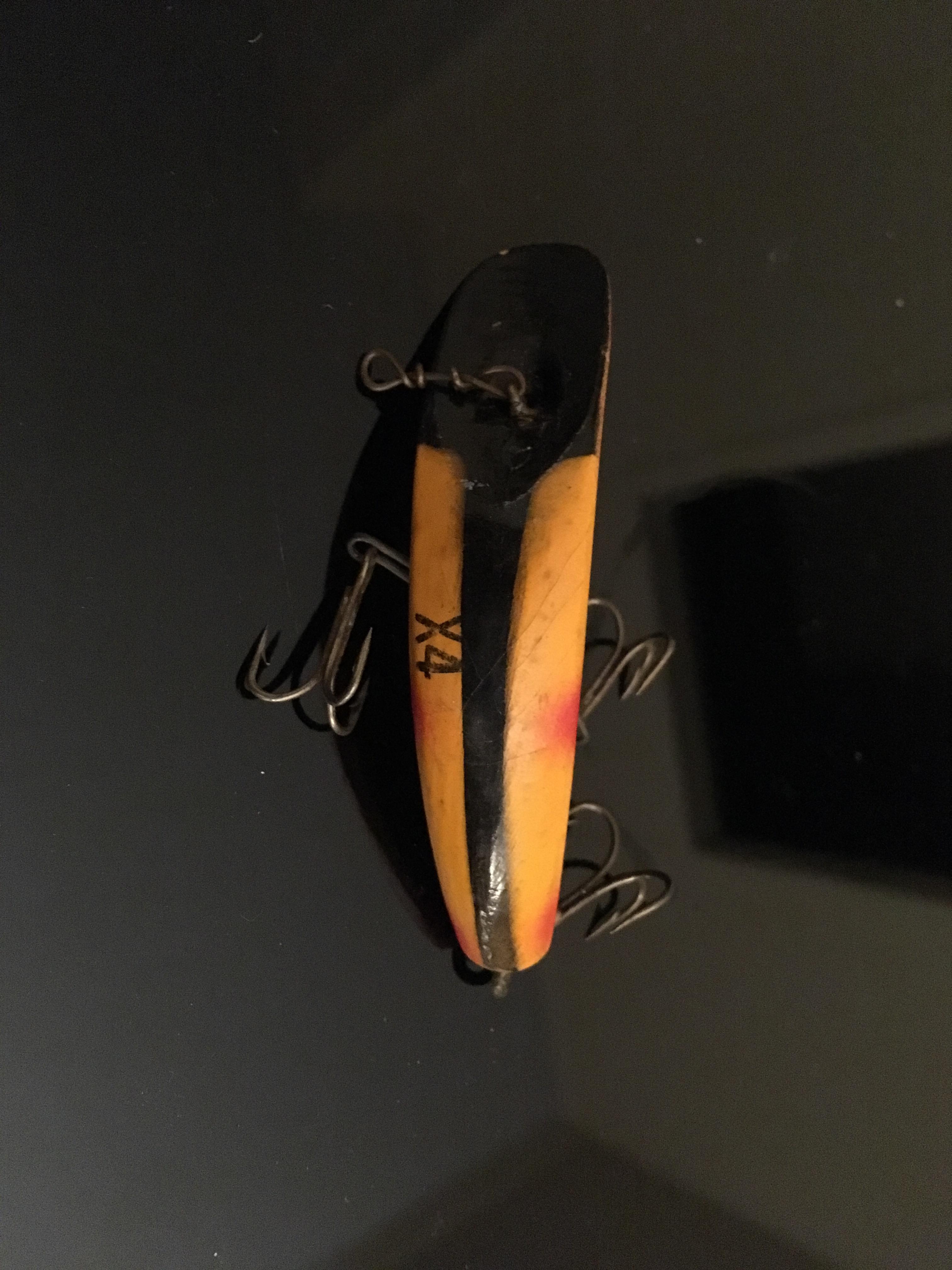 Is this wooden fishing lure worth anything? r/Fishing_Gear