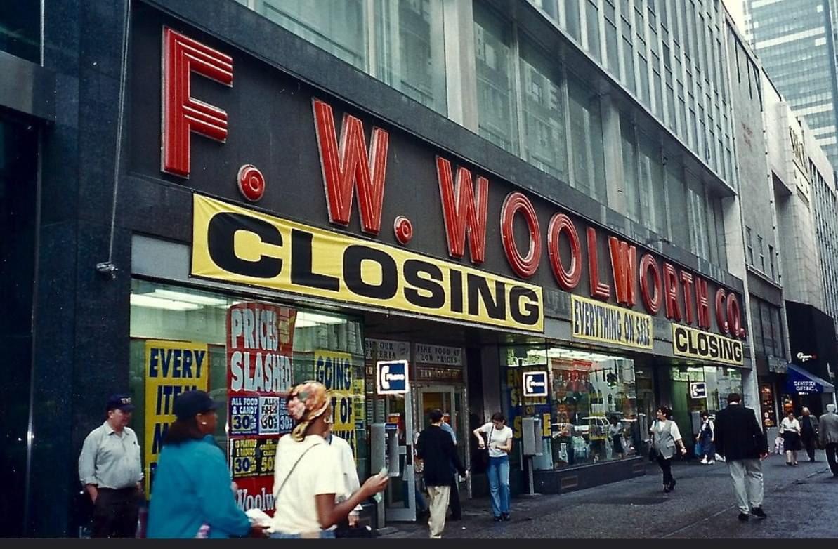 Woolworth's closing sale, New York City (1997) r/nyc
