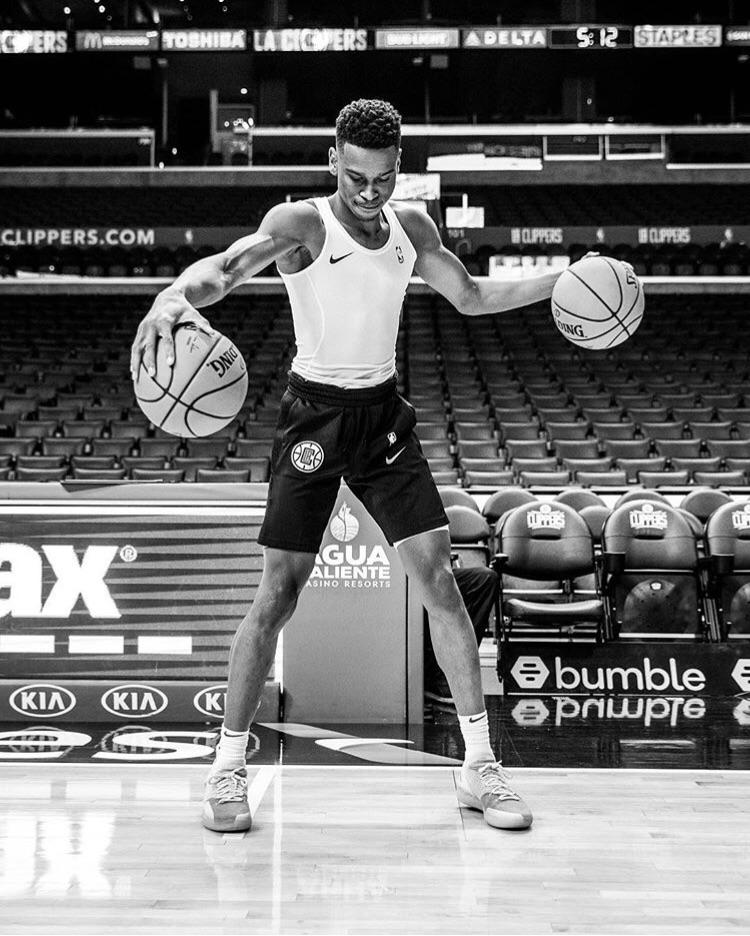 ShaiGilgeous Alexander’s first start in the NBA tonight. r/LAClippers