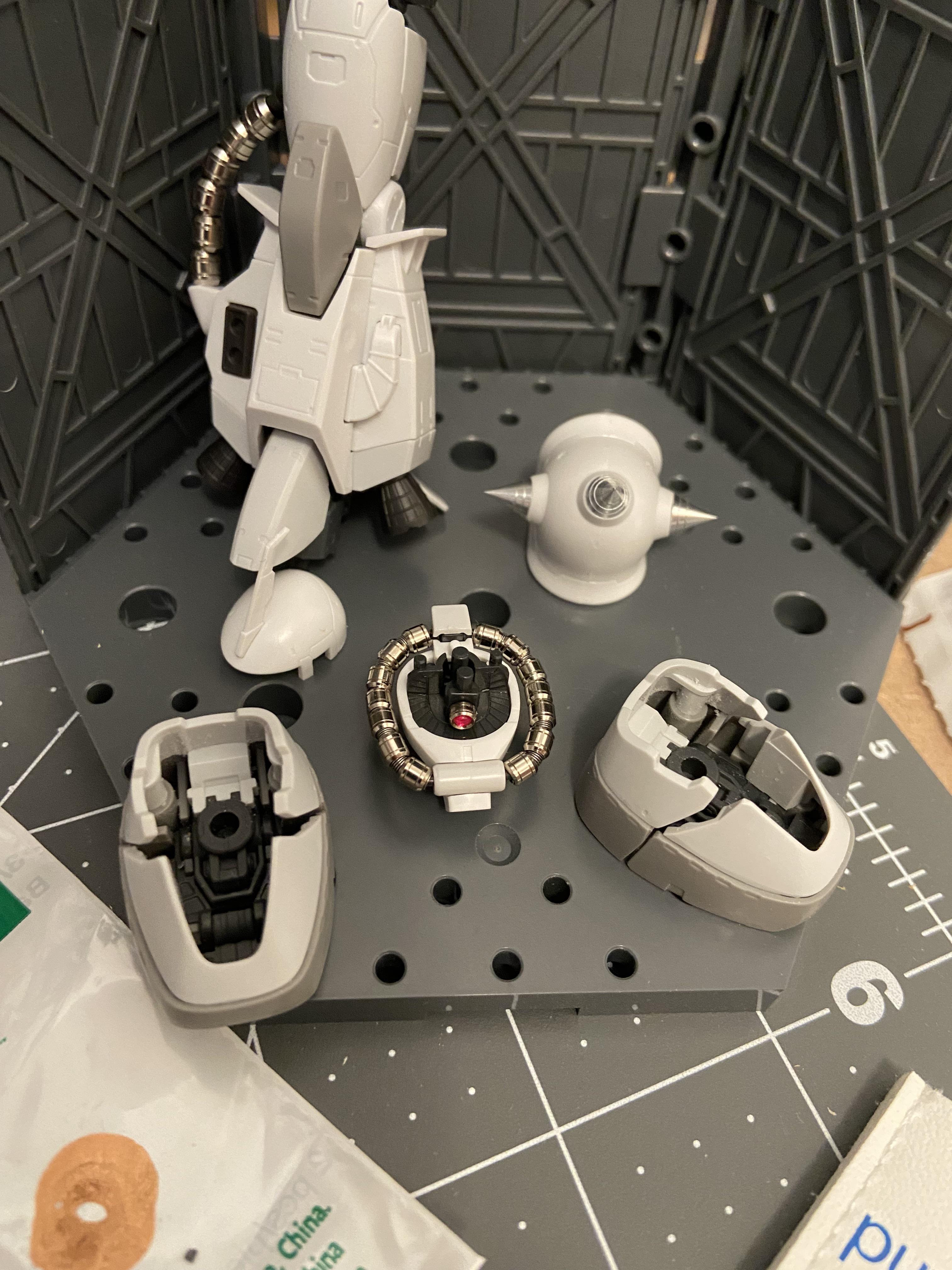 I will use metal parts every time I build a Zaku II r/Gunpla