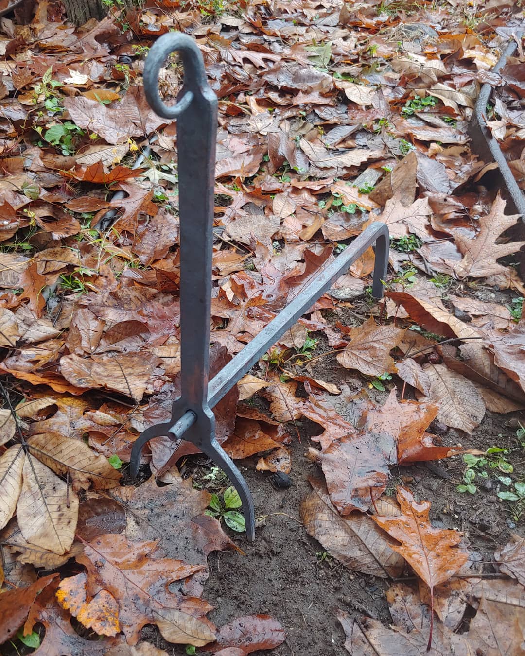 A simple fireplace andiron. r/Blacksmith