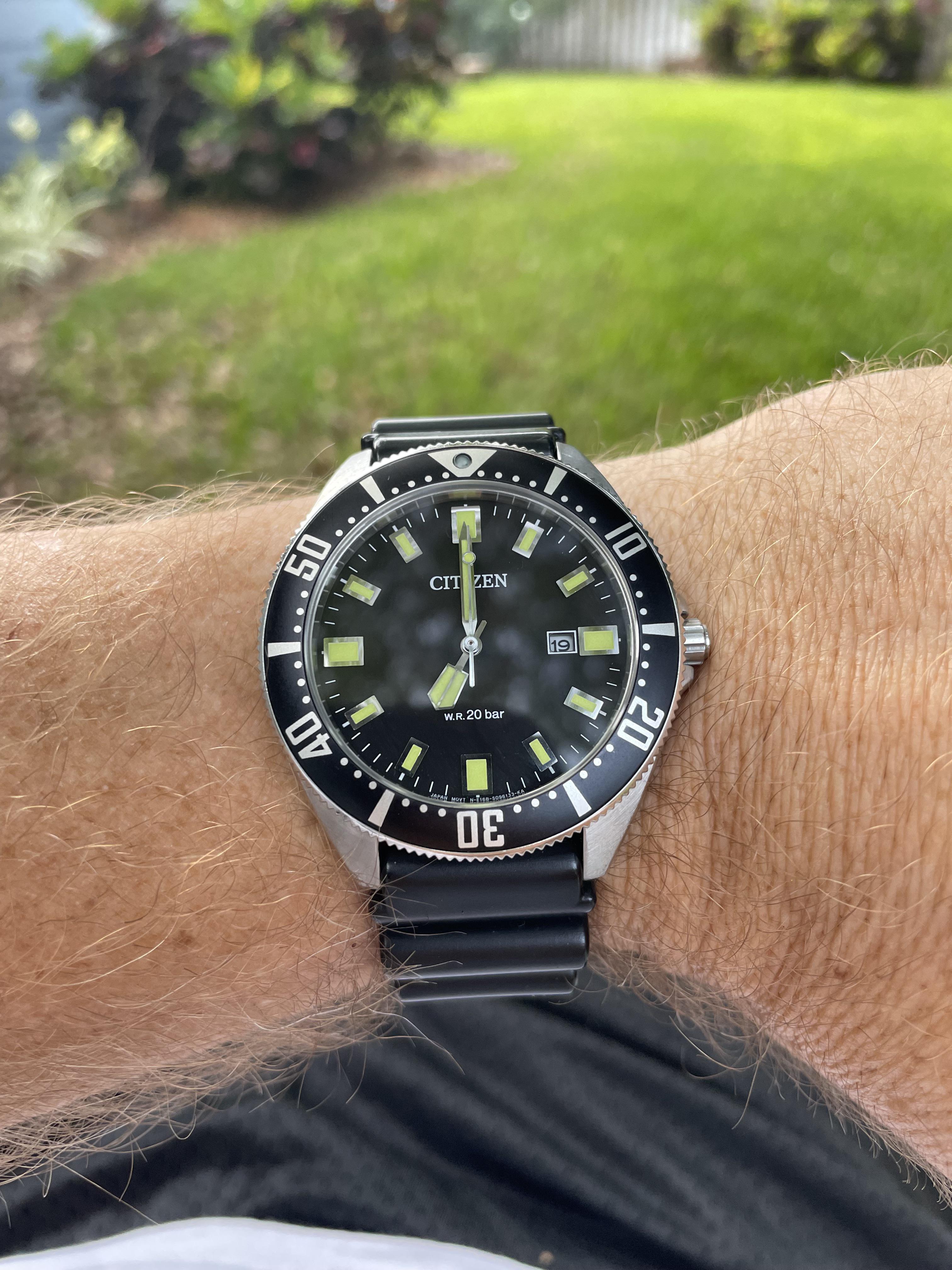 [Citizen] E168-S064520 - my first eco drive, and she’s a beauty : r/Watches