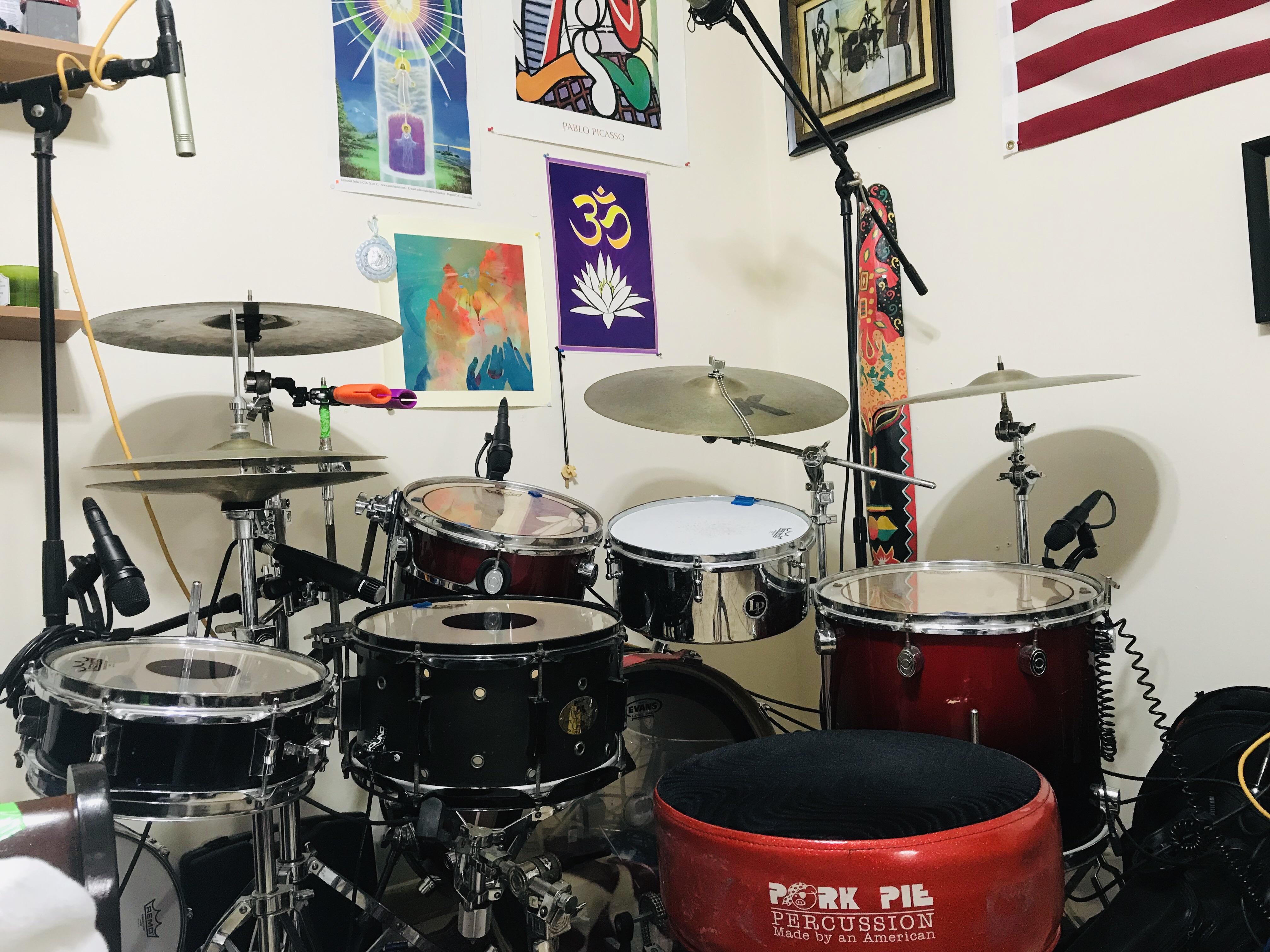 This is my set up. I’m really into reggae and funk. r/drums