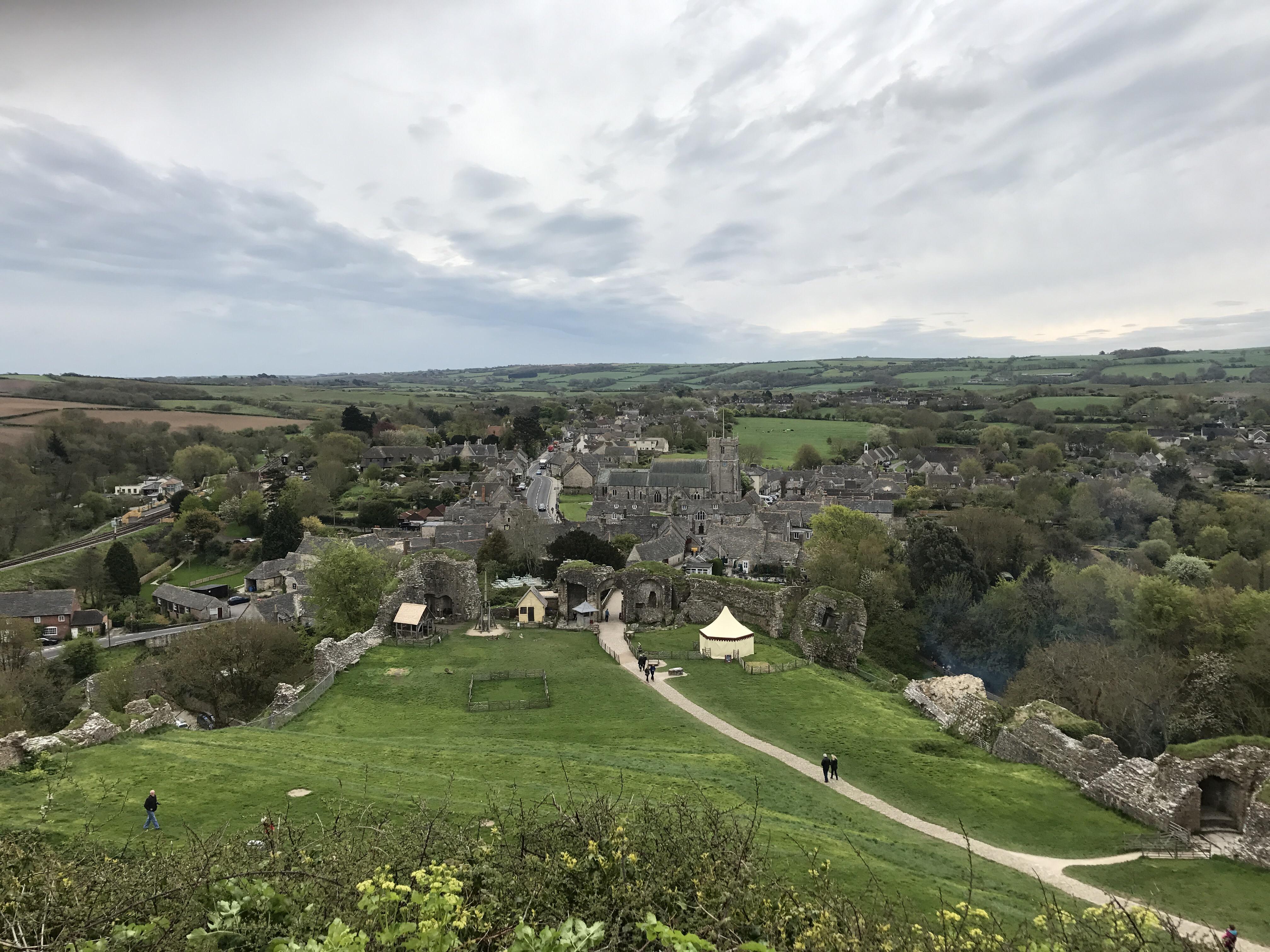 Overlooking Corfe Castle from the ruins of the Castle. r/travel