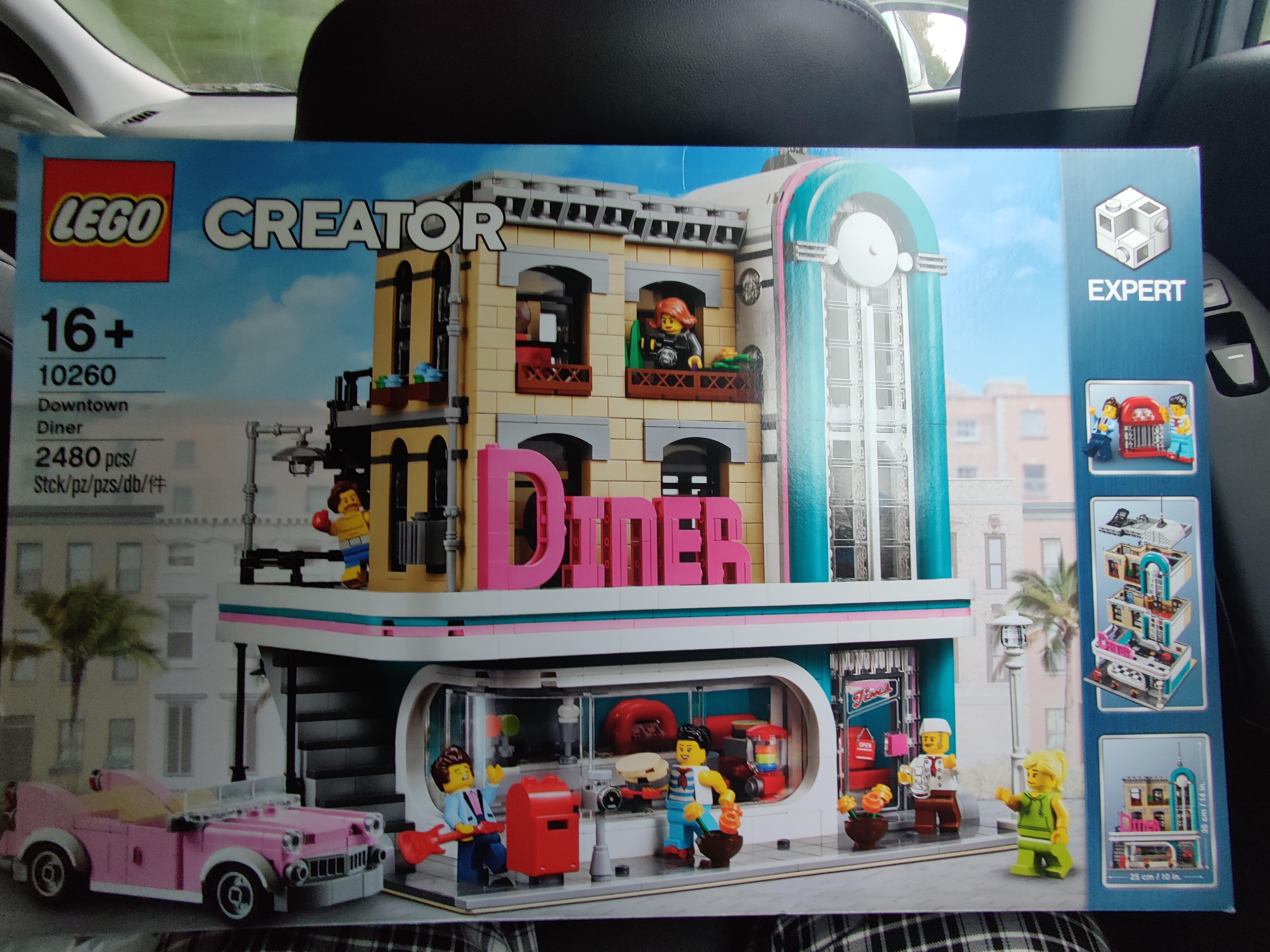 Started getting back into Lego. Bought my first Creator Expert set. lego