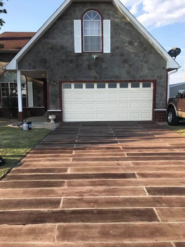 Is a wooden driveway even possible? Something along the lines of this