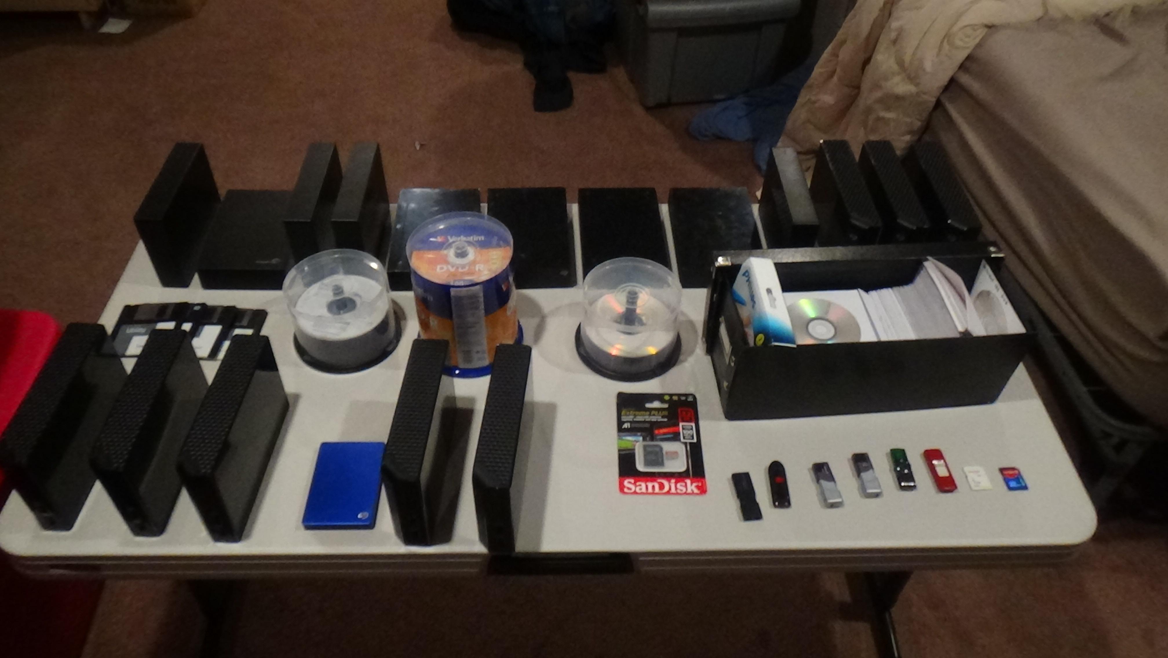 How do you store your data? r/DataHoarder