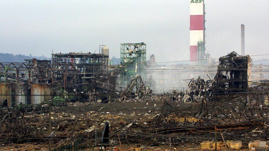 AZF Plant explosion on 21 September 2001 r/CatastrophicFailure