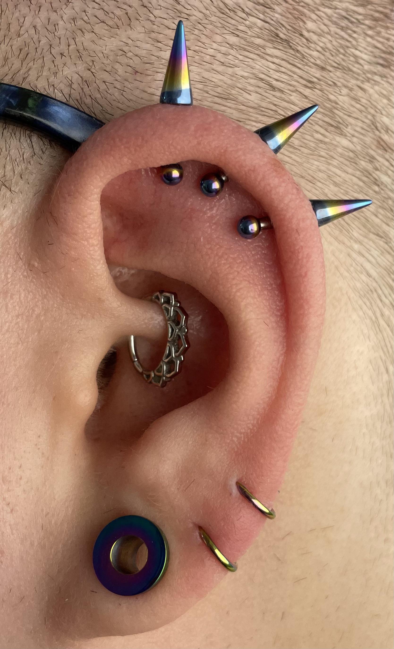 Finally got my new piercing jewelry put in today, didn't manage to do