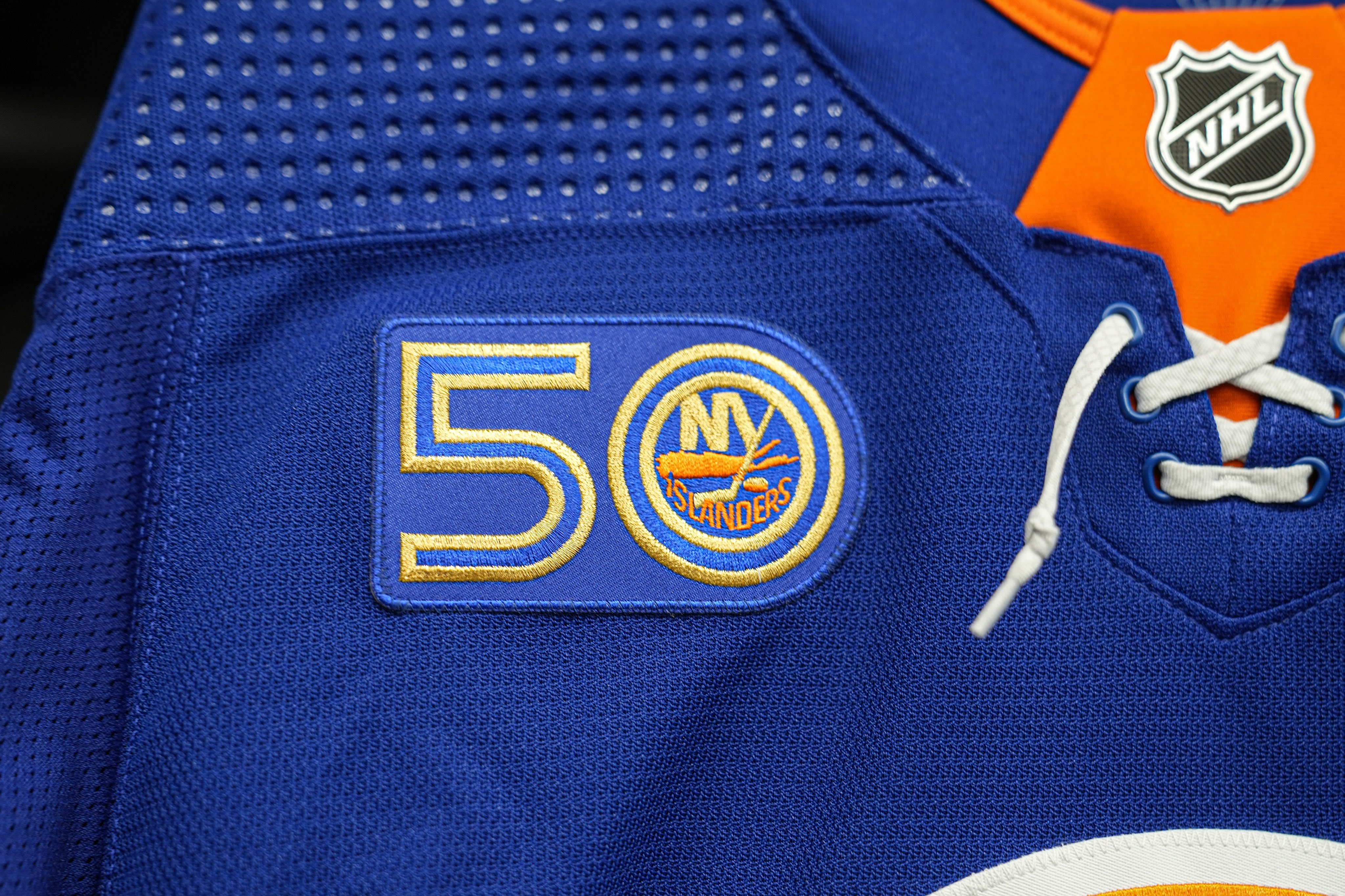 Islanders 50th anniversary jersey patch r/hockey