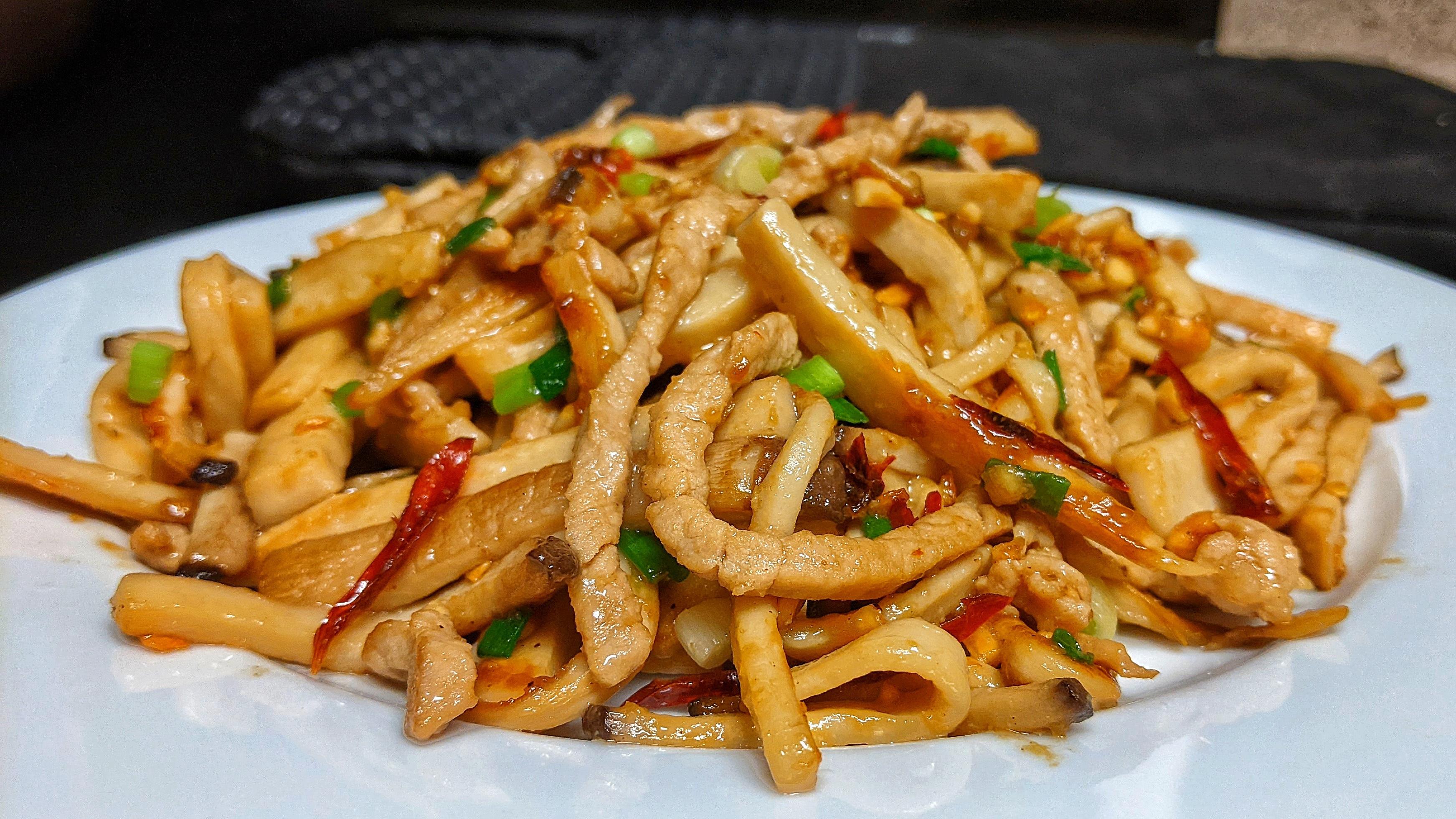 King Oyster Mushrooms with Shredded Pork Recipe r/recipes