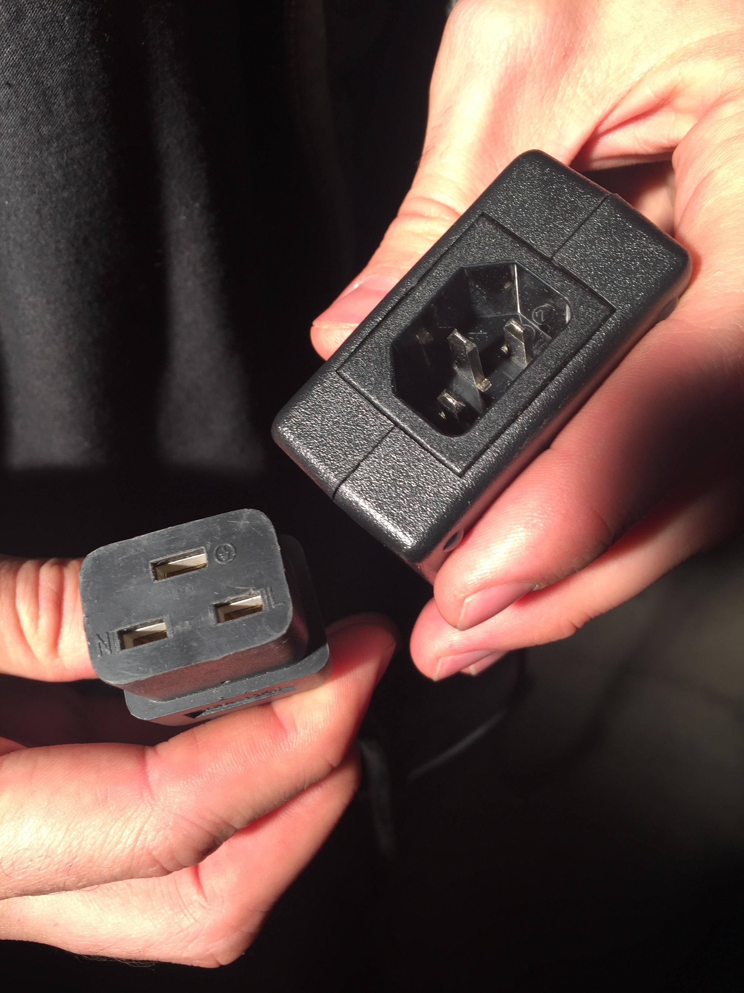 This power supply cable r/mildlyinfuriating