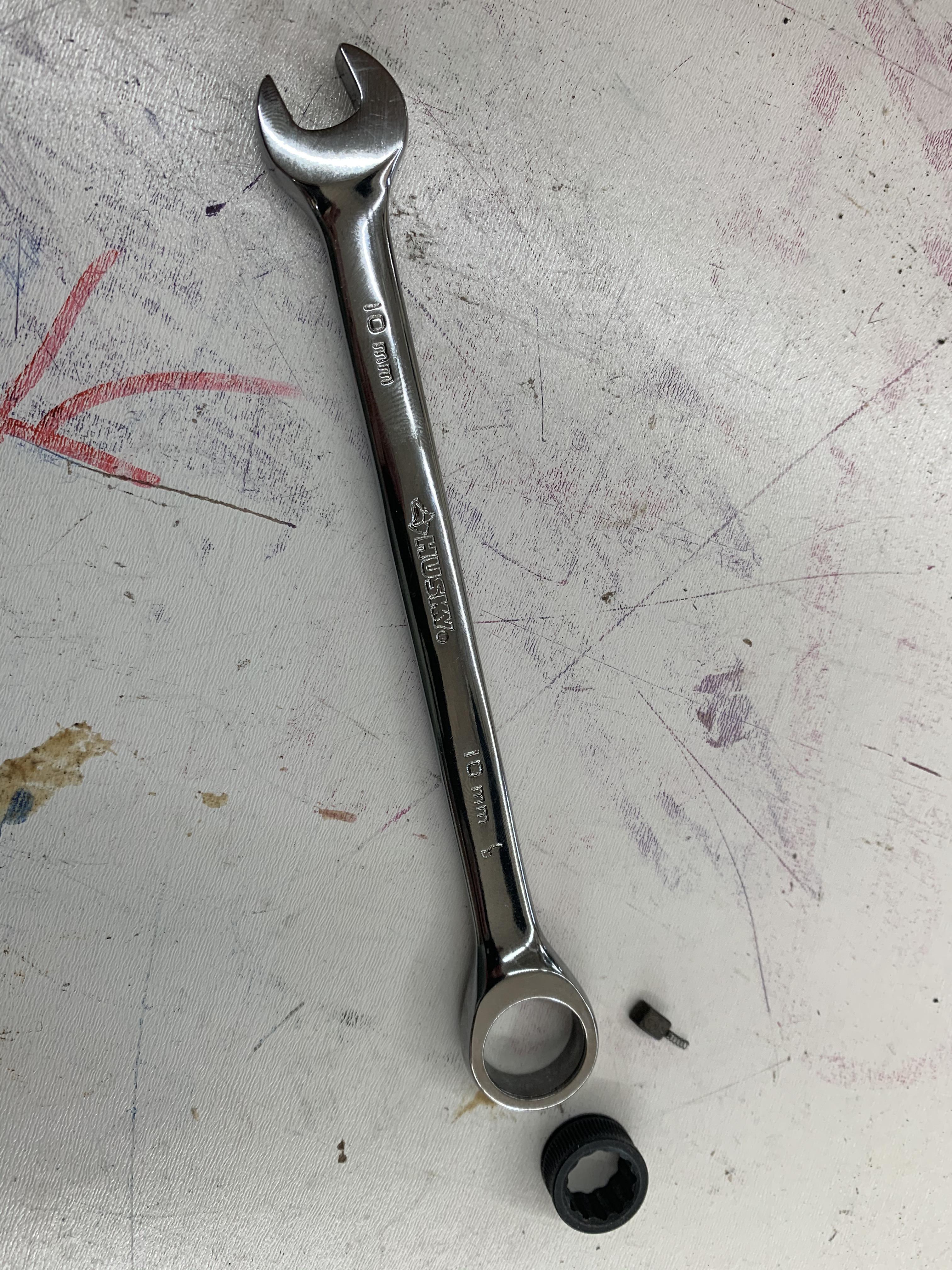 BTD broken tool day. 10mm husky ratcheting wrench bit the dust r/Tools