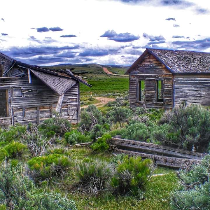 Little ghost town of Piedmont r/abandoned