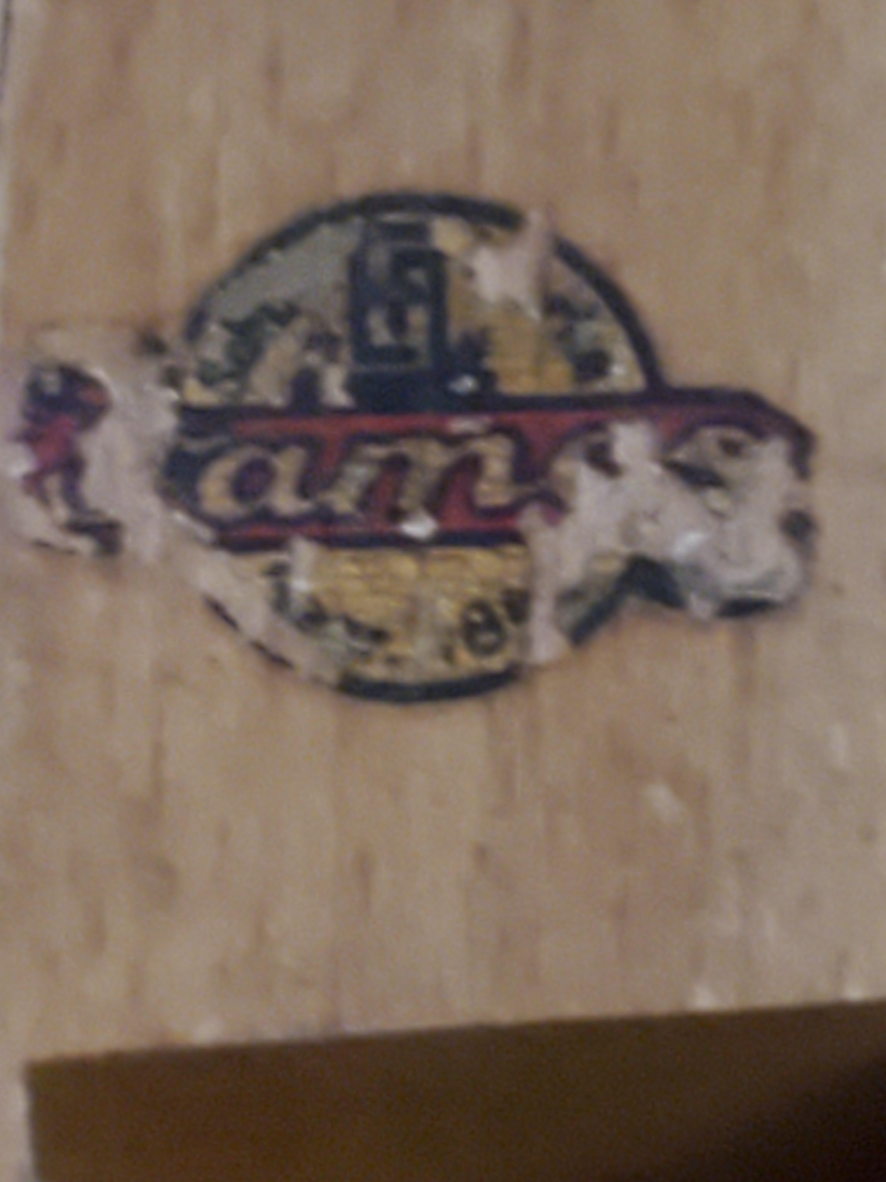 Anyone familiar with this wooden hand plane logo? r/handtools